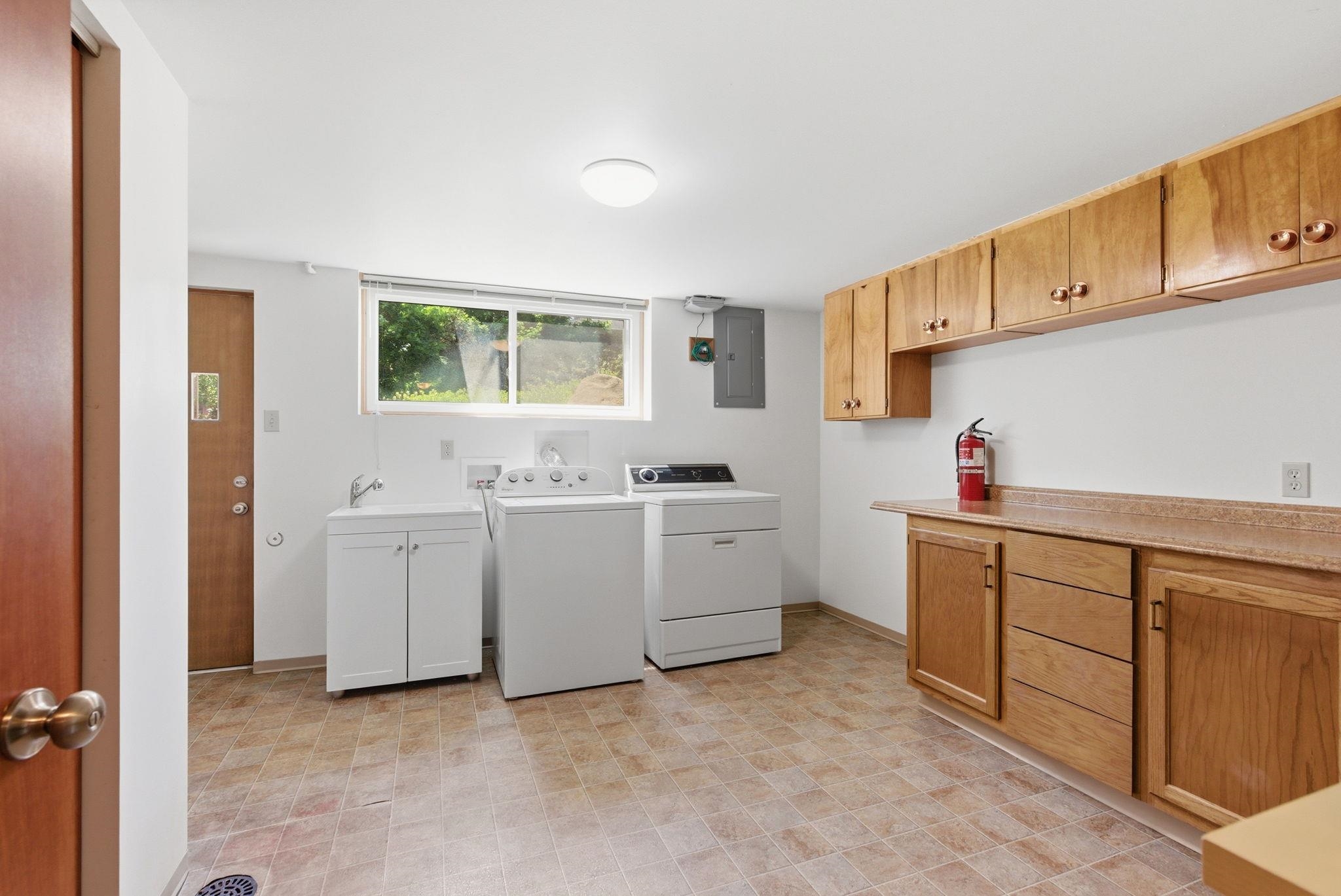 903 W HAWTHORNE Rd - Photo 31