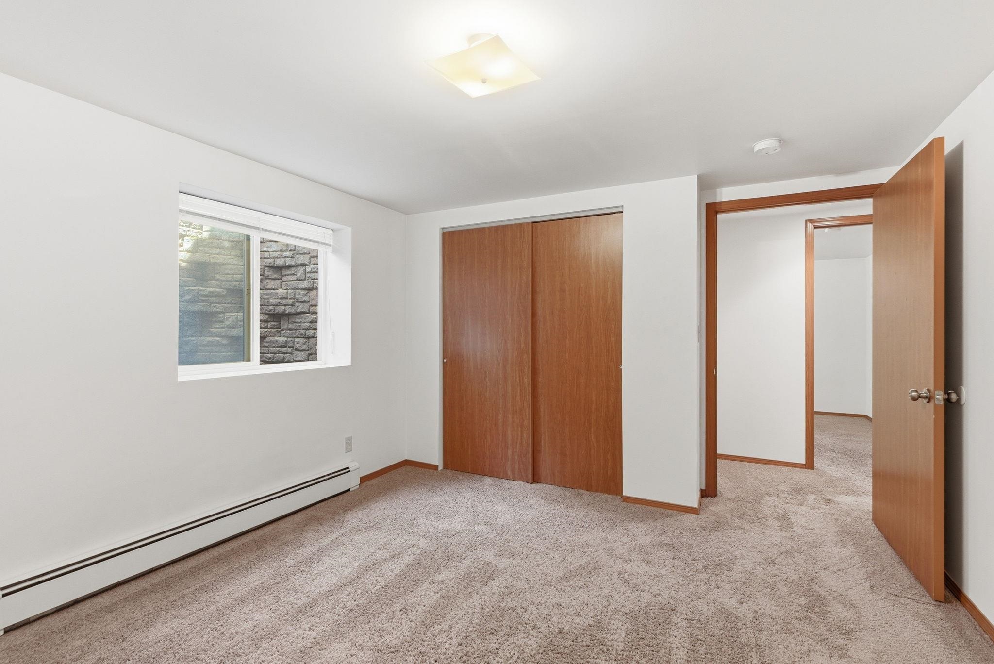 903 W HAWTHORNE Rd - Photo 38