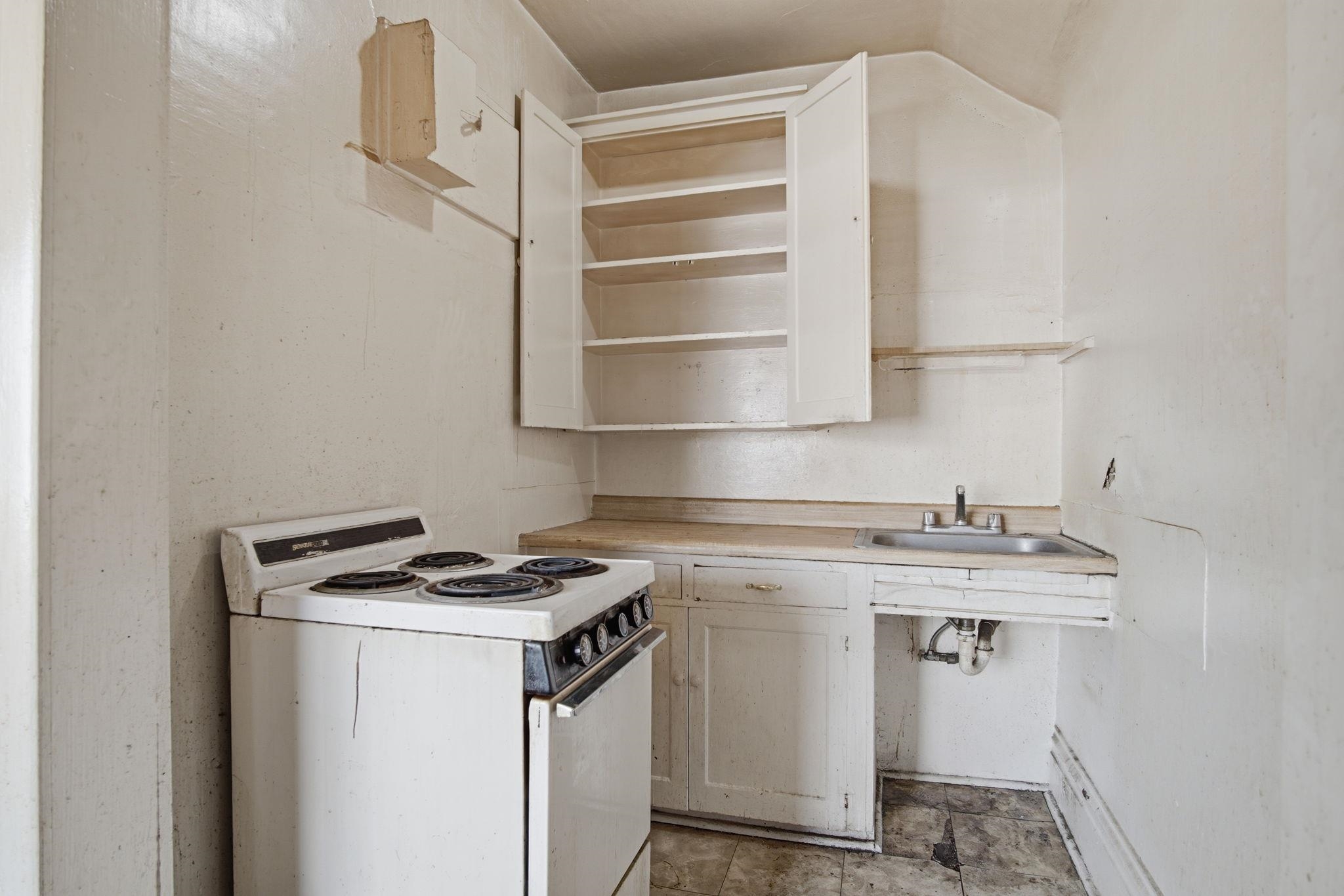 1017 W Fairview Ave - Photo 7