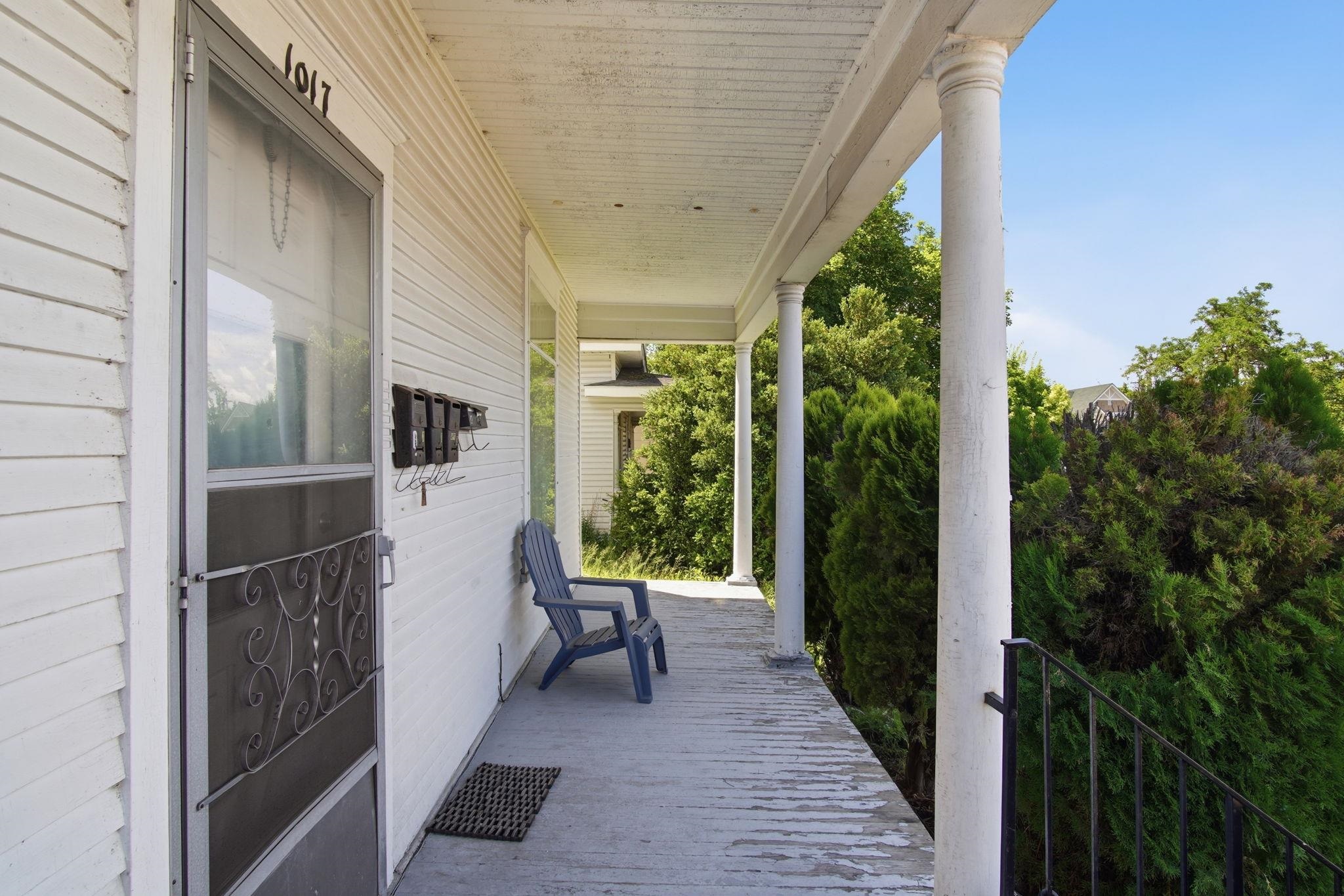 1017 W Fairview Ave - Photo 28