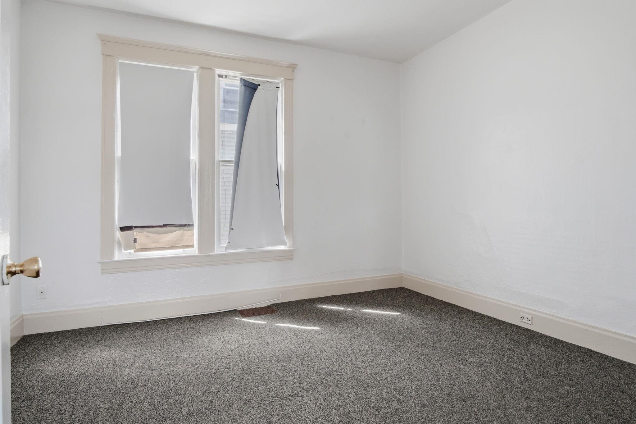 1017 W Fairview Ave - Photo 13