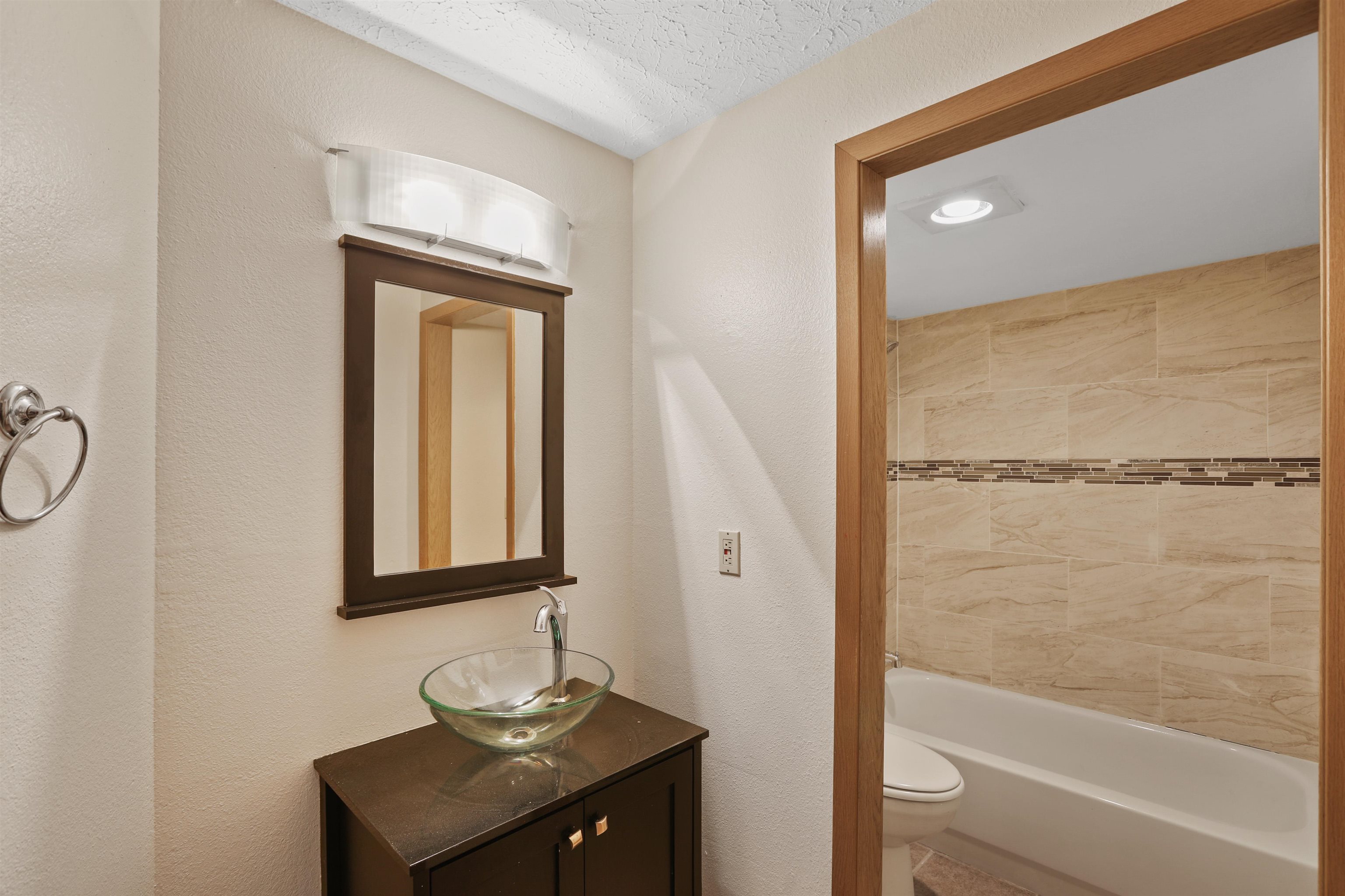 1711 W 7th Ave - Photo 18