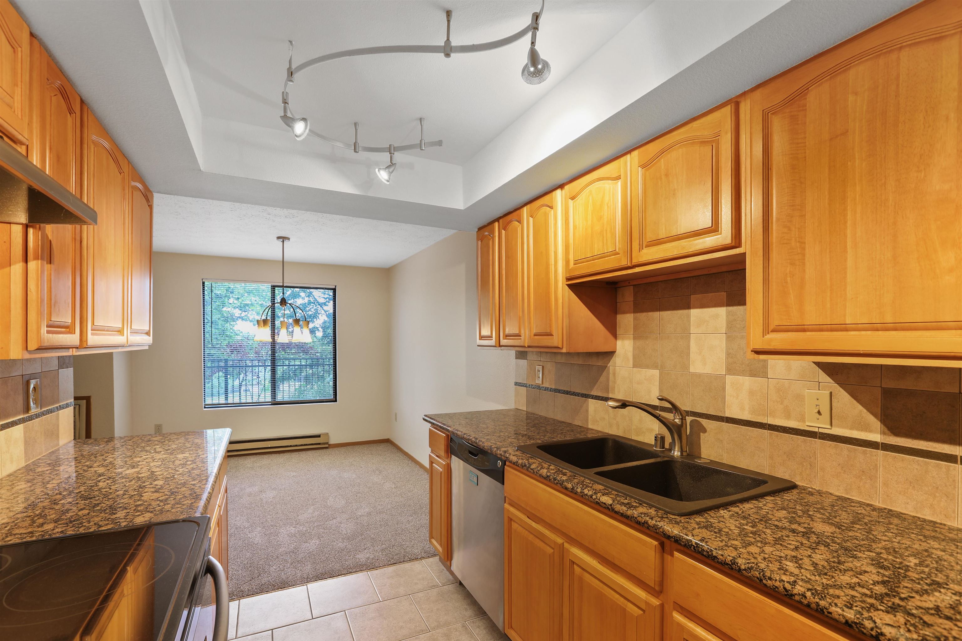 1711 W 7th Ave - Photo 11