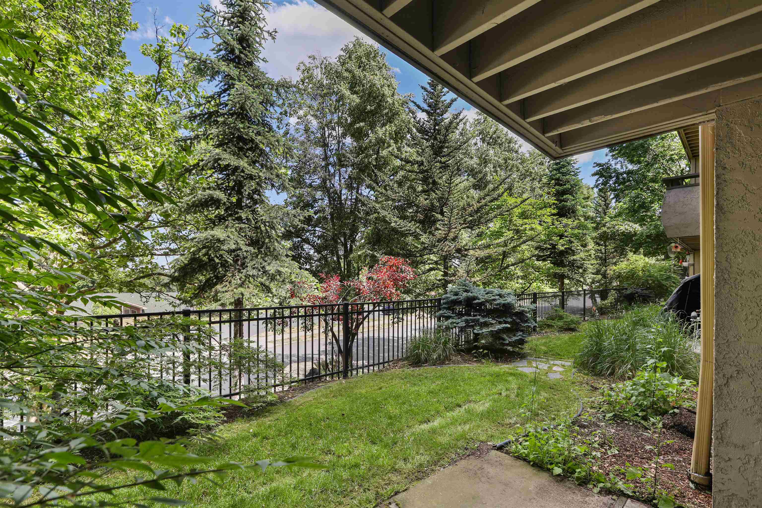1711 W 7th Ave - Photo 23