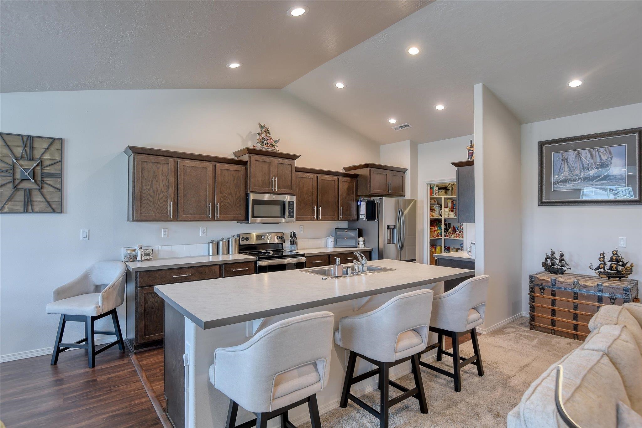 5711 S Lancer Rd - Photo 3