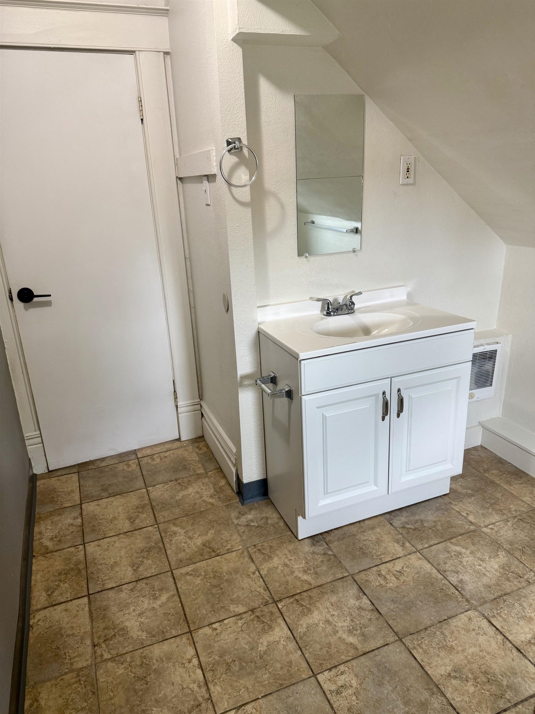 1627 W Knox Ave - Photo 18