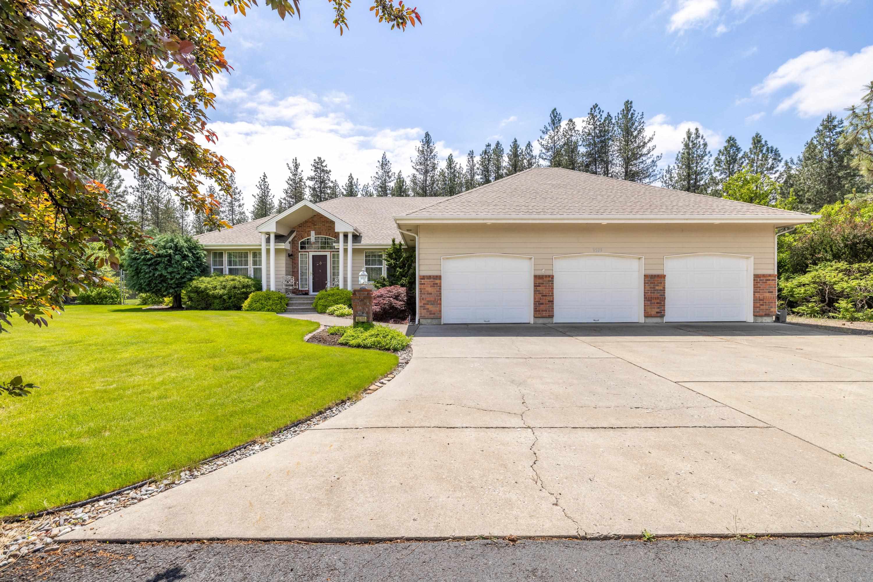 9509 W TORMEY Rd - Photo 1
