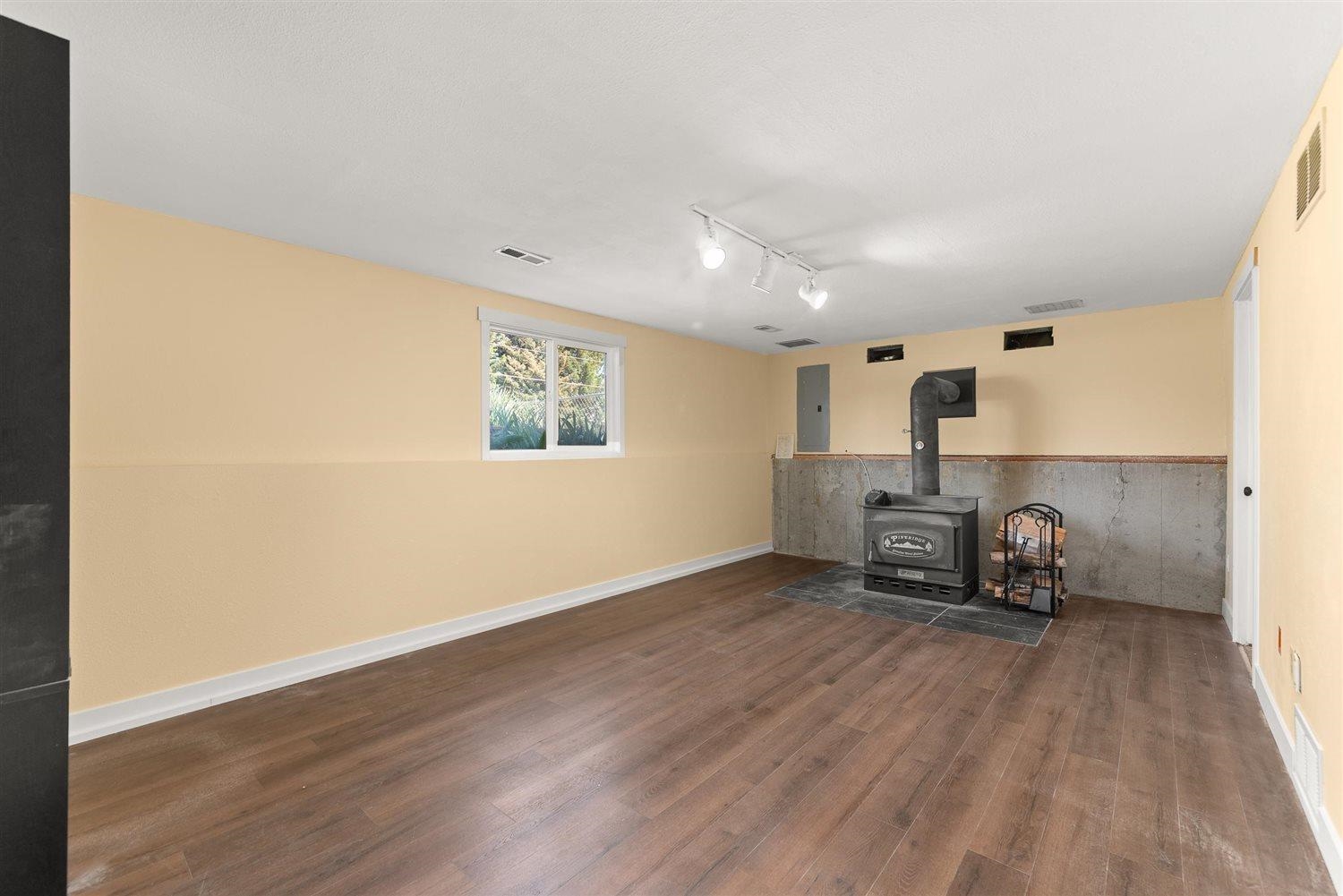 5405 N Lynden Rd - Photo 27