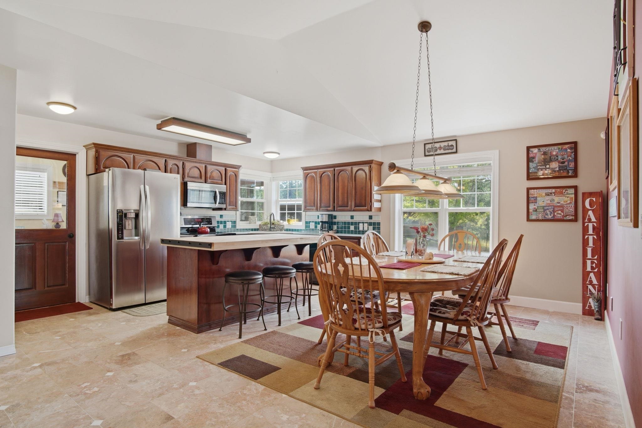 17117 E Scribner Rd - Photo 3