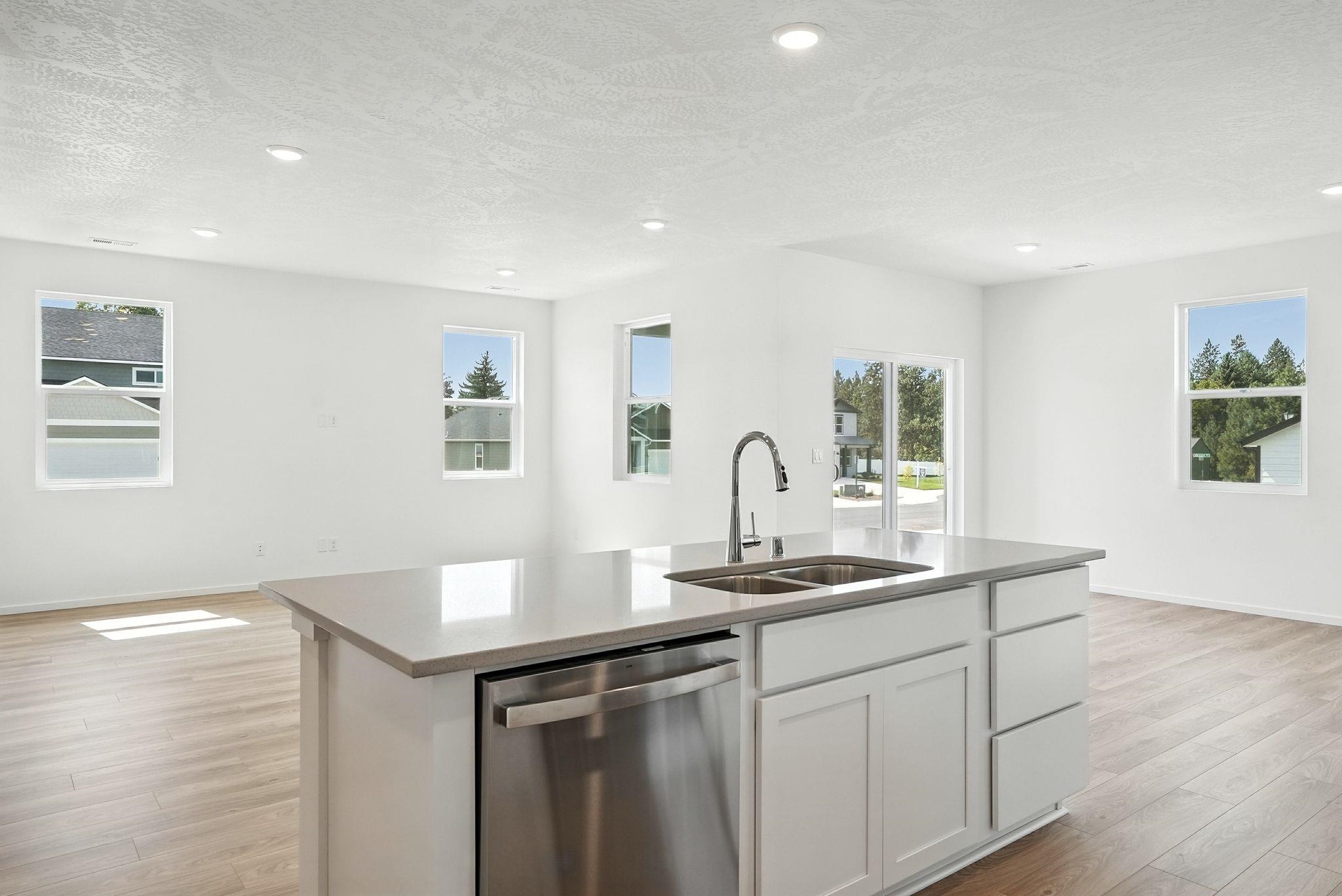 401 N Washington Ave - Photo 6