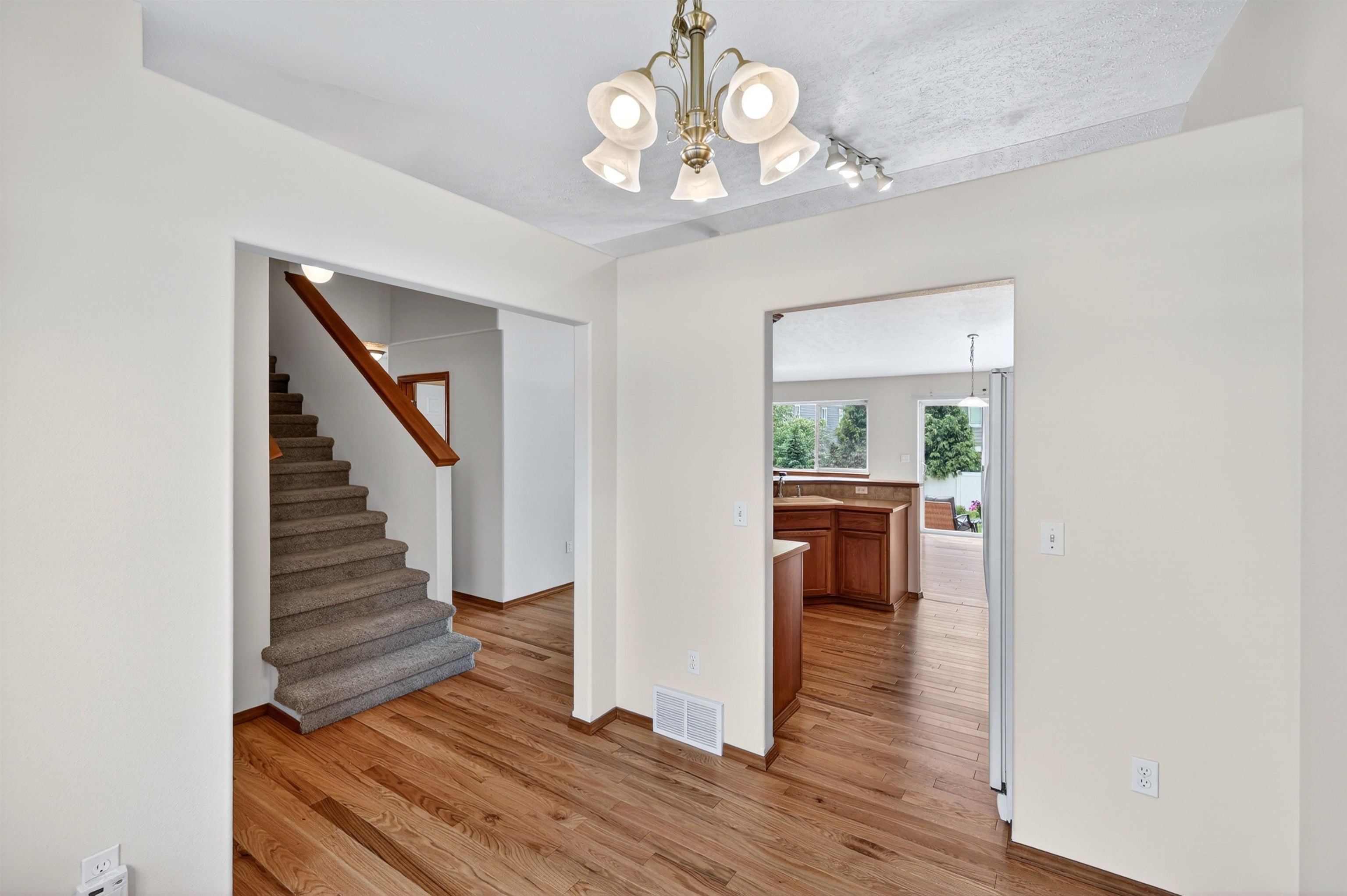 14316 E 31st Ln - Photo 9