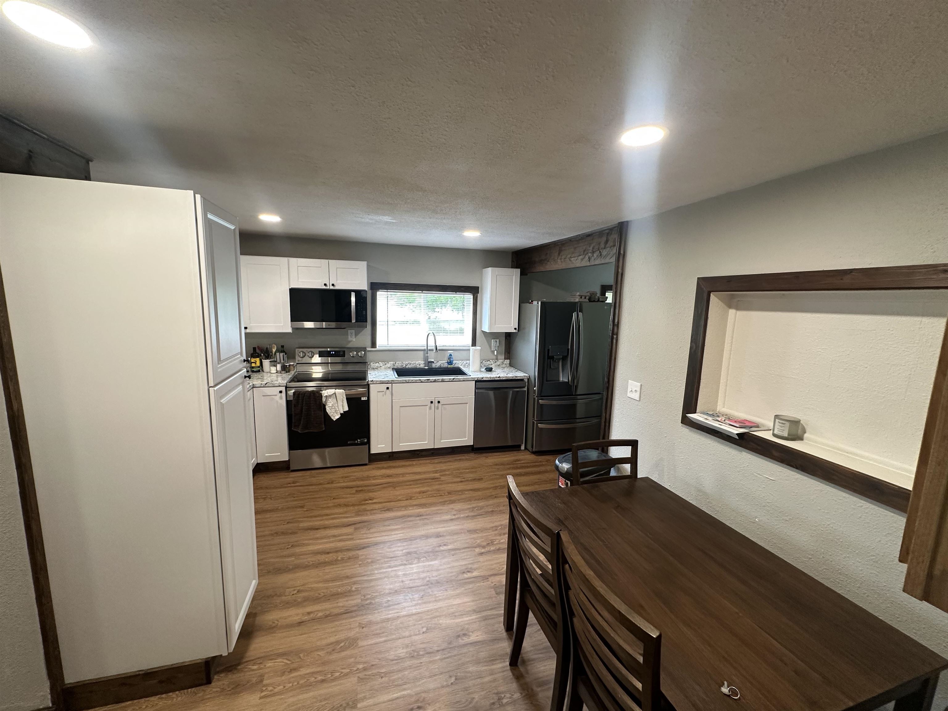 1021 S Adams St - Photo 13