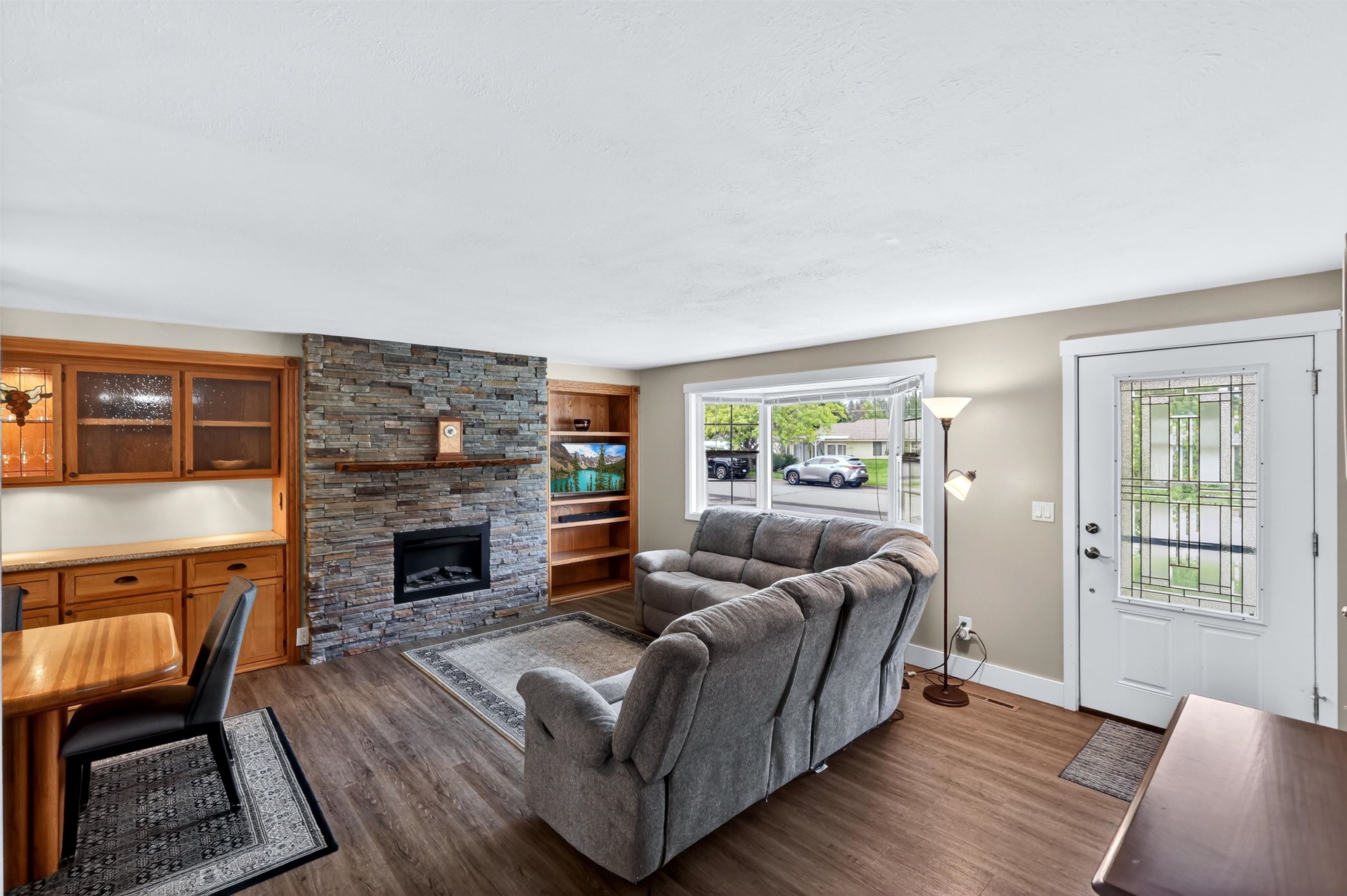 11922 25TH Ave - Photo 4
