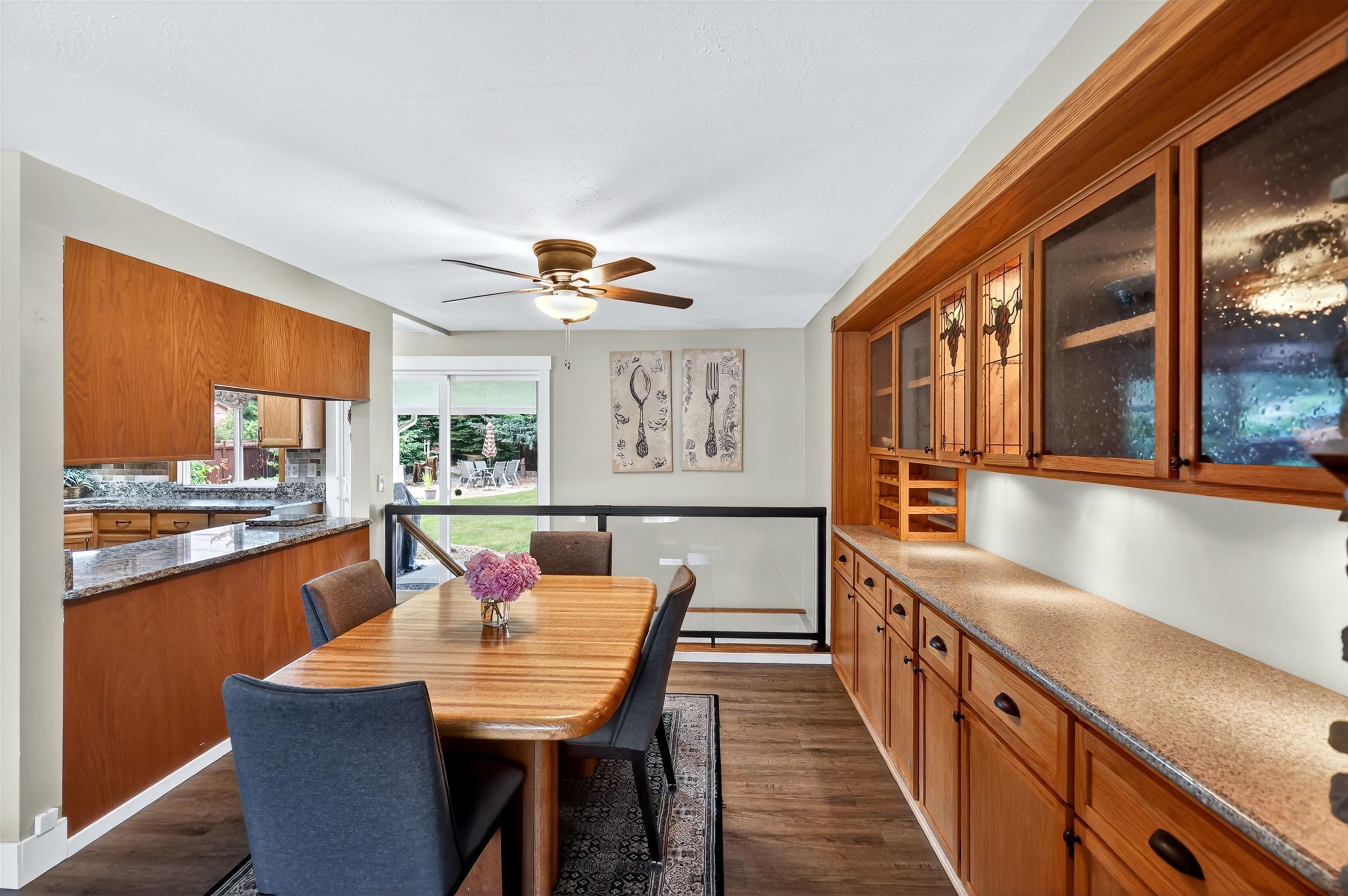 11922 25TH Ave - Photo 6