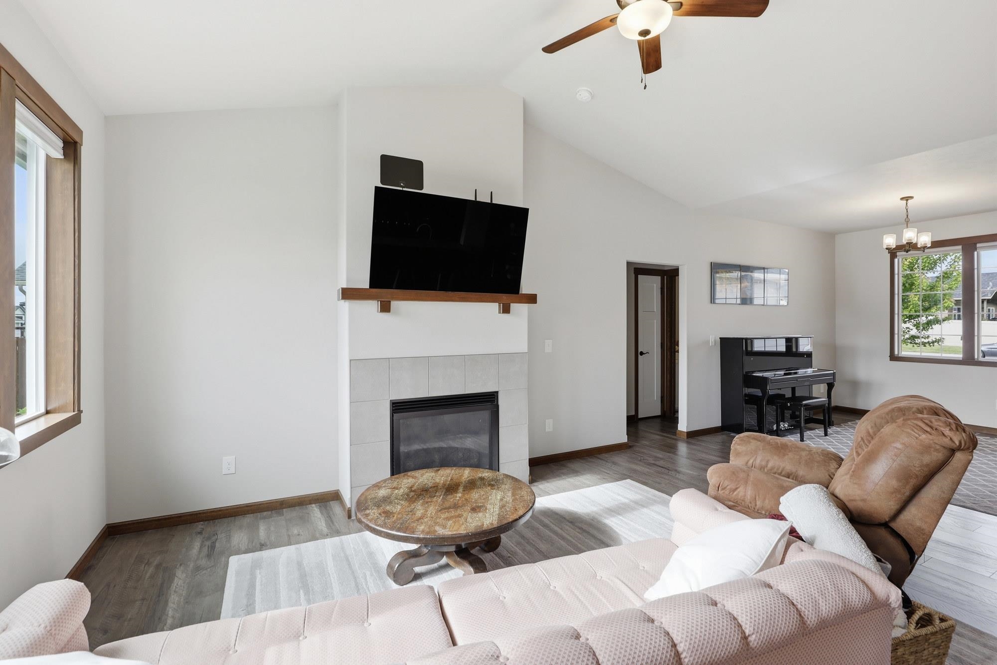 1117 N Main St - Photo 6