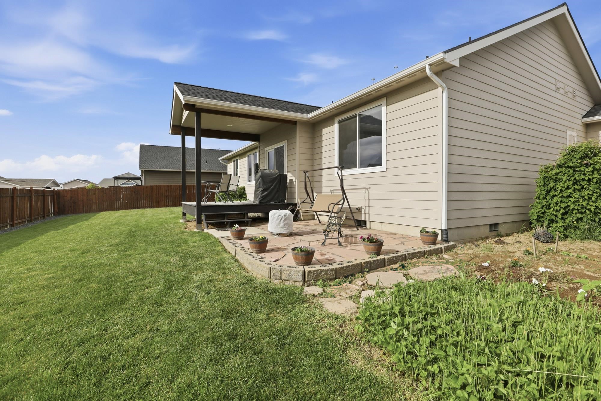 1117 N Main St - Photo 25