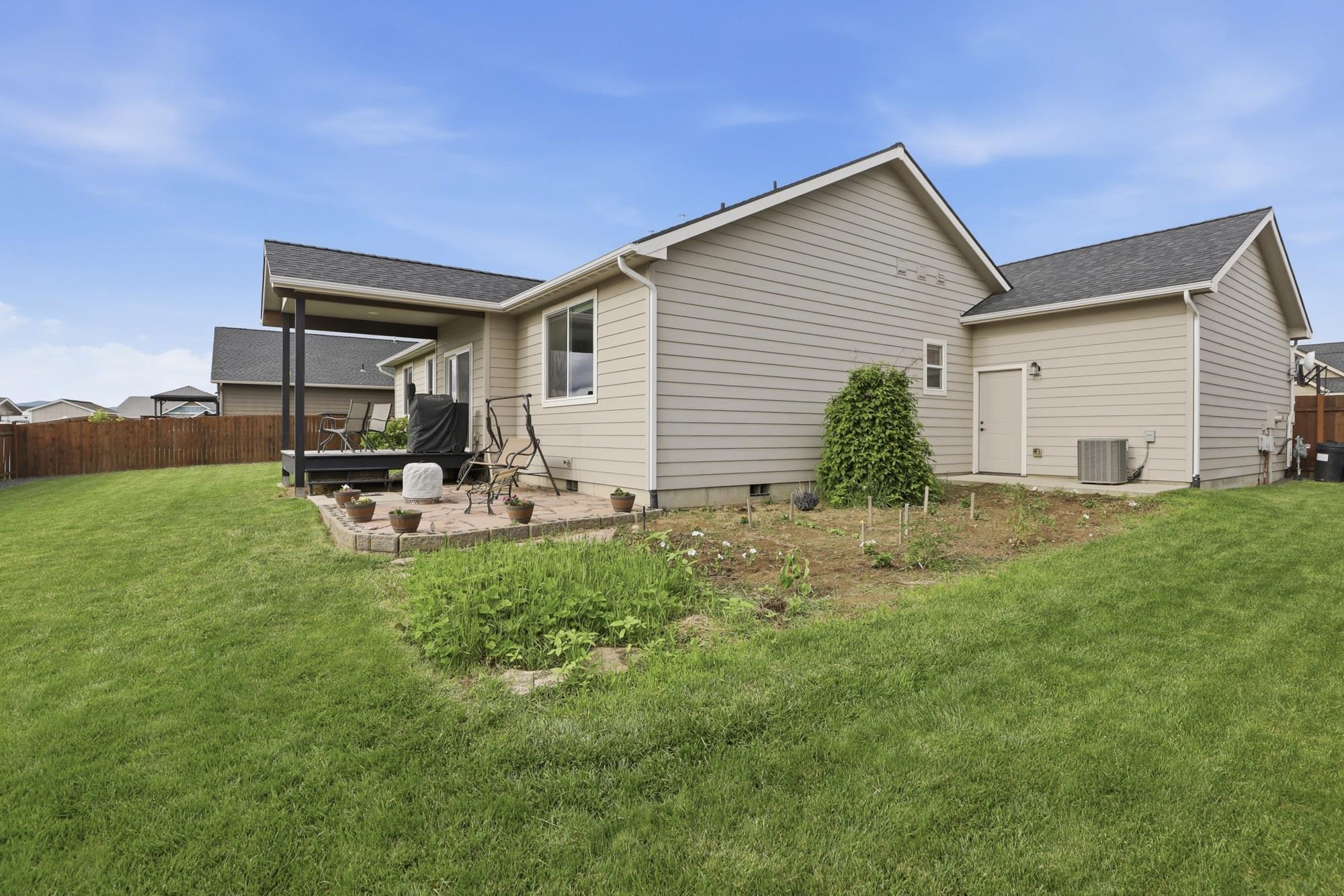 1117 N Main St - Photo 27