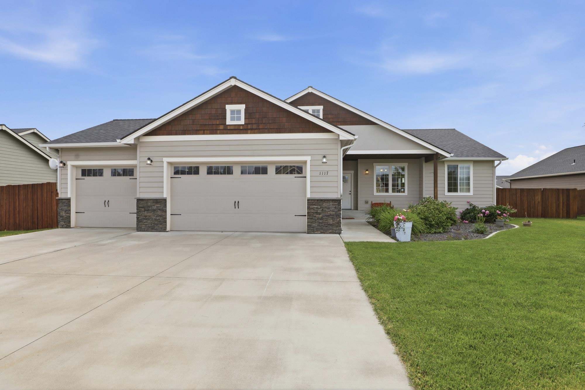 1117 N Main St - Photo 31