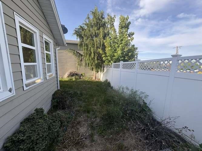 515 SW Broadway St - Photo 6