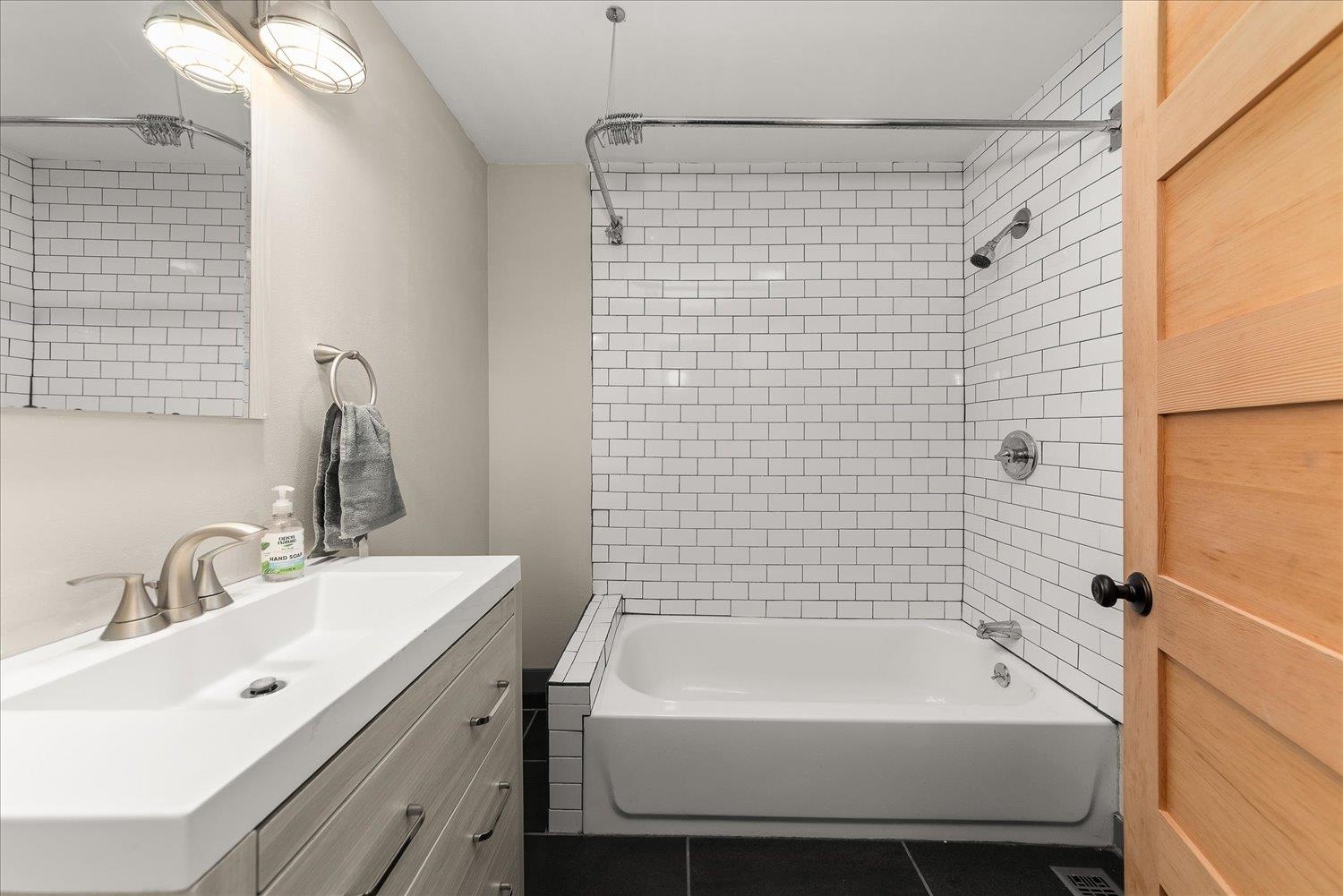 524 E BALDWIN Ave - Photo 20