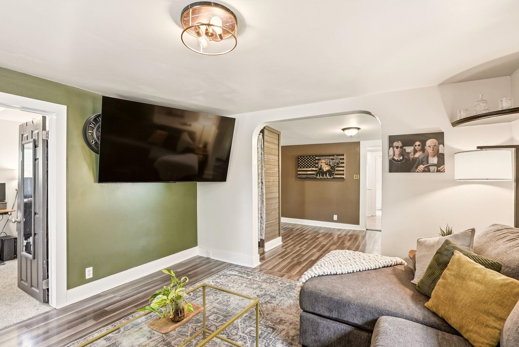 1211 S Fox Rd - Photo 8