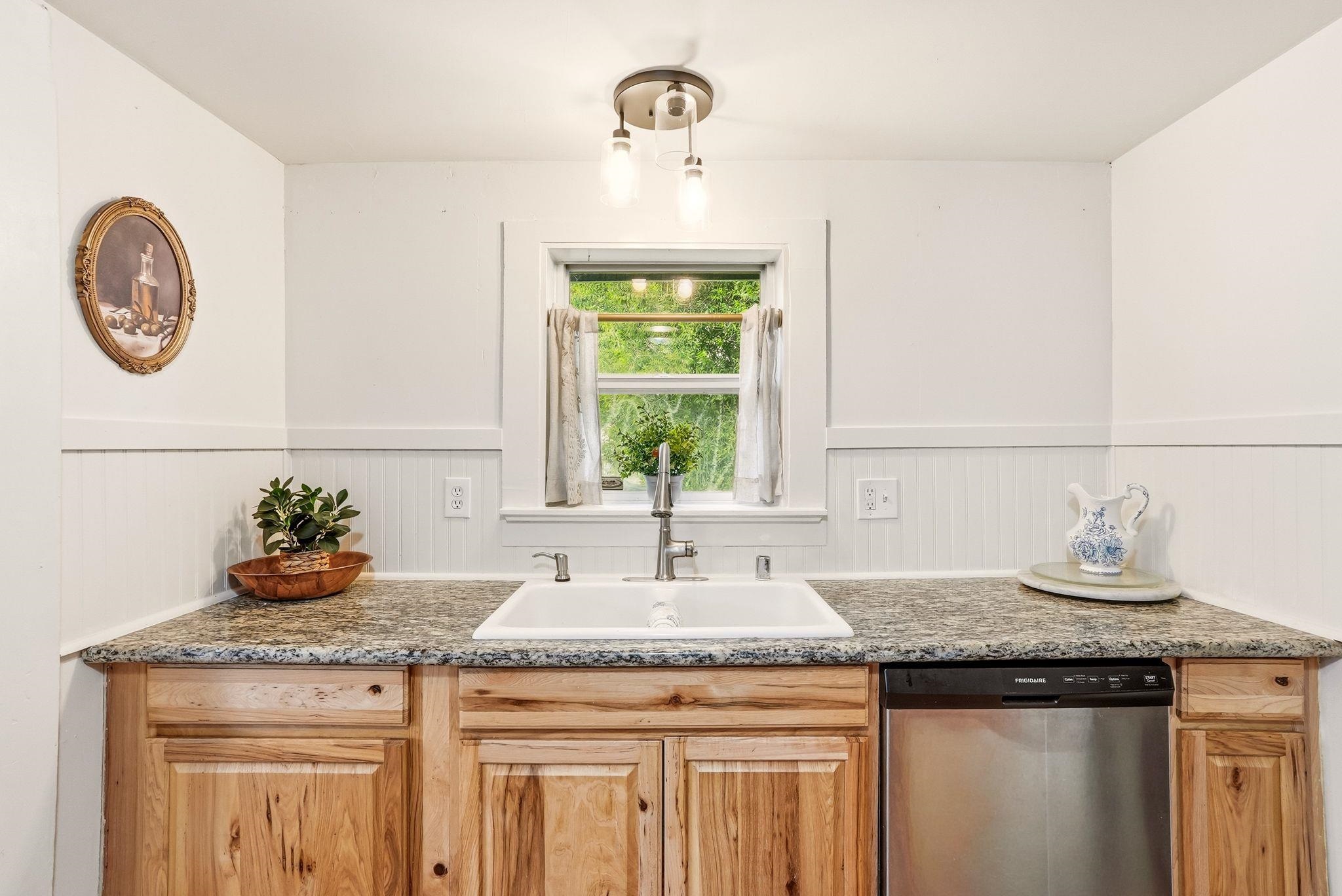 1211 S Fox Rd - Photo 13