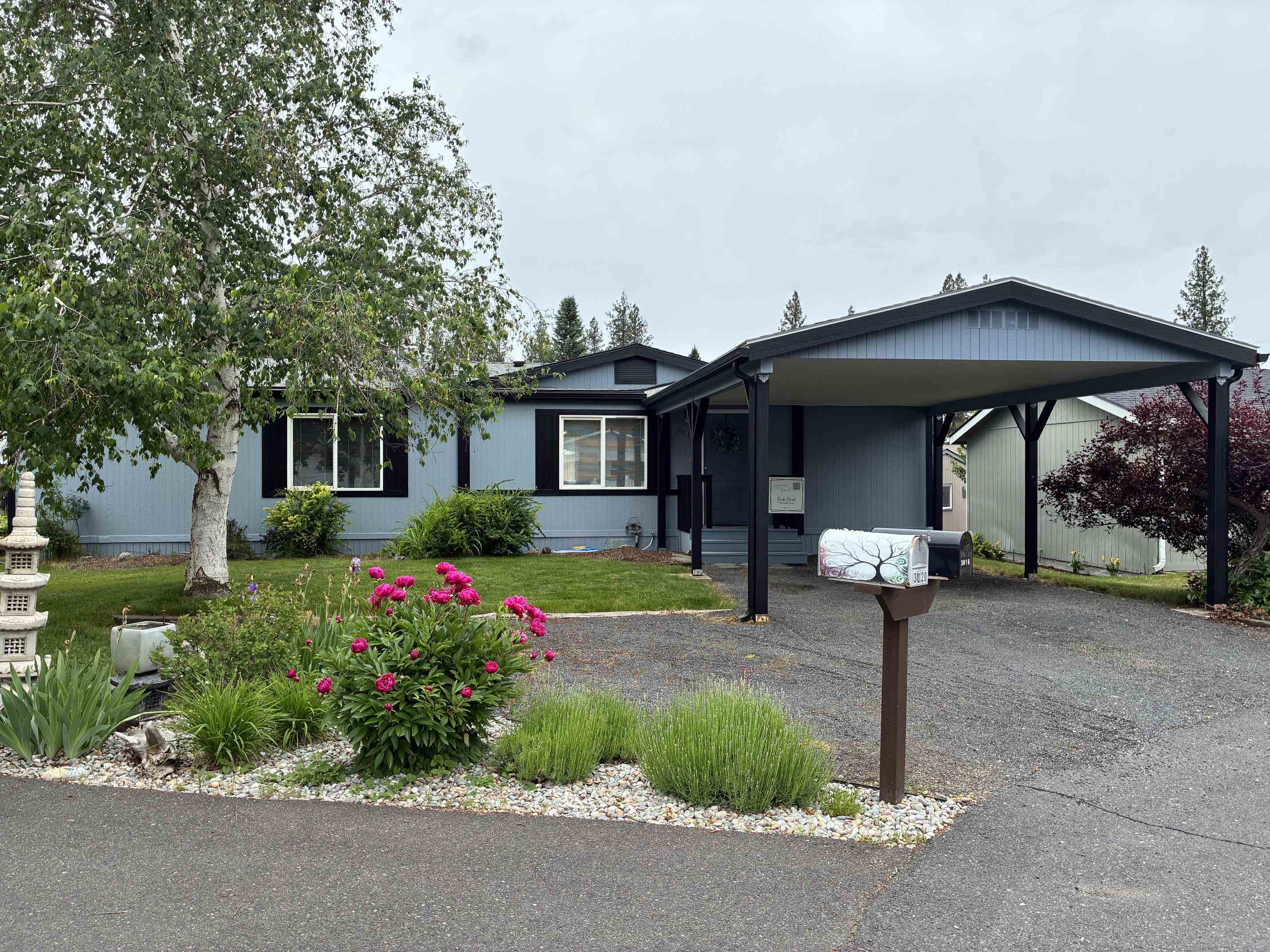 3016 E Flintlock Ct - Photo 1