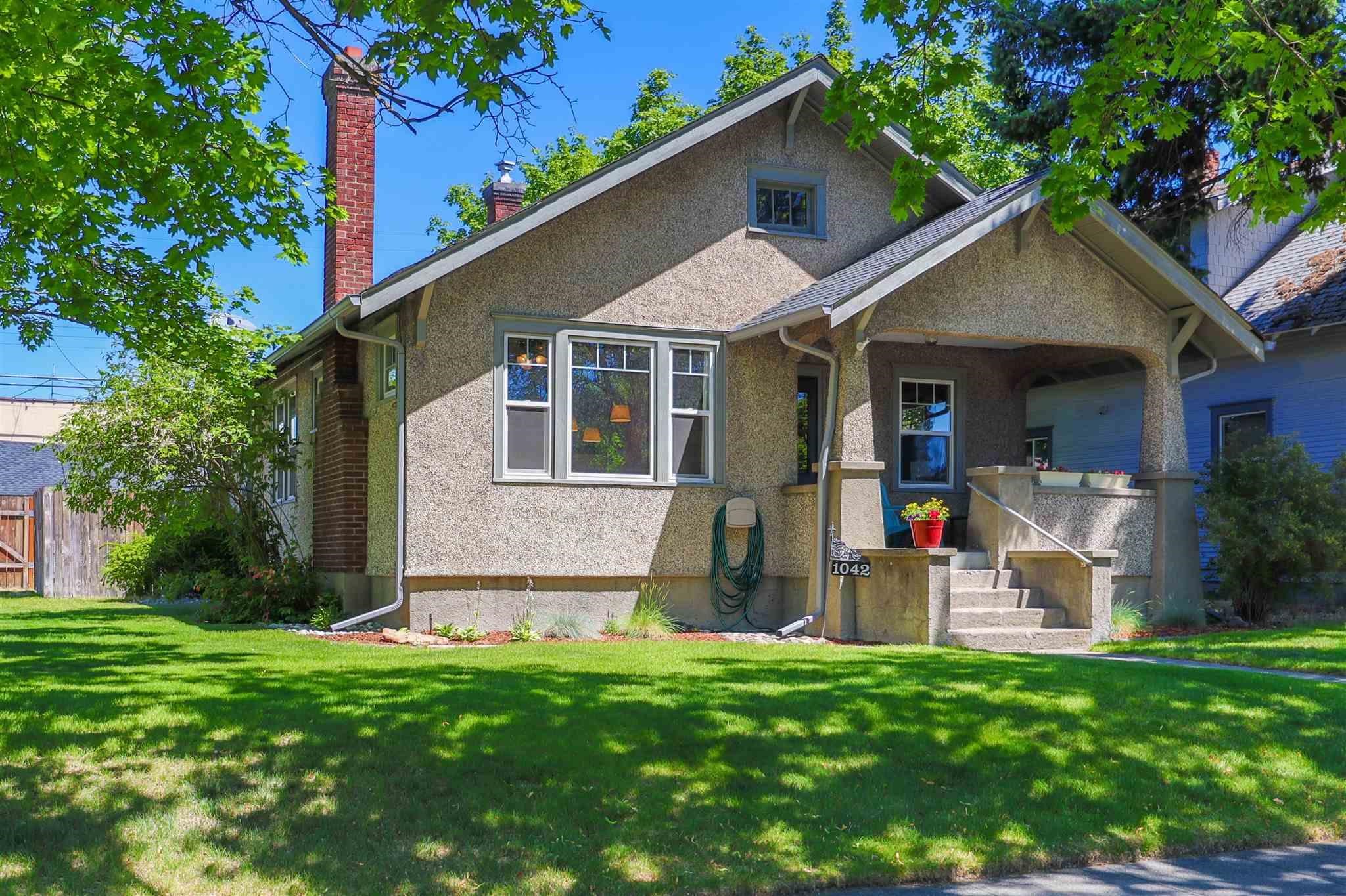 1042 W PROVIDENCE Ave - Photo 1
