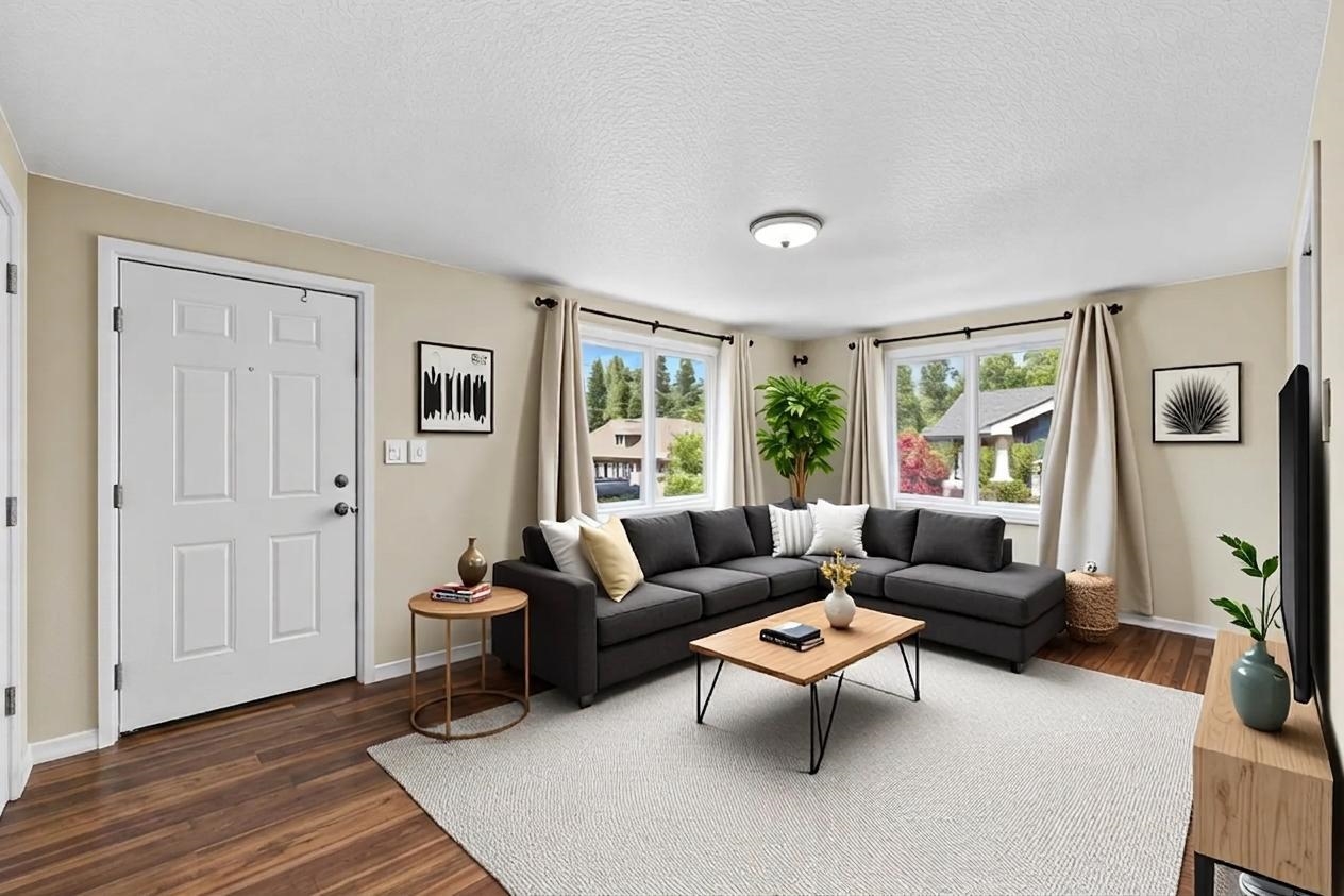 527 E 8th Ave - Photo 4