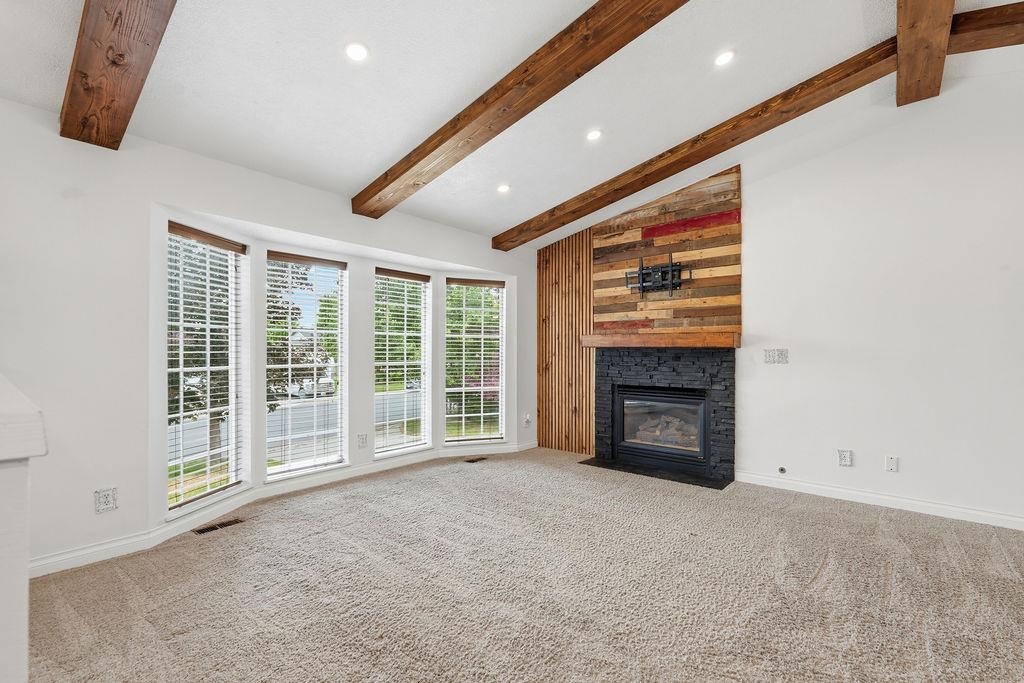 410 E Pine Needle Ave - Photo 5