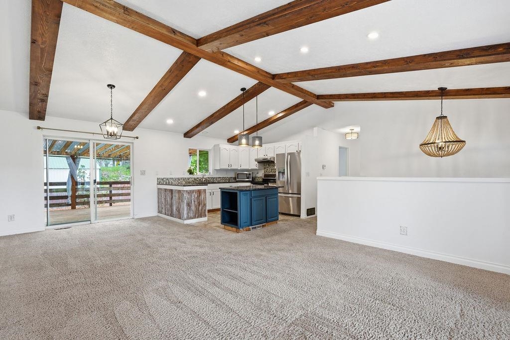 410 E Pine Needle Ave - Photo 7