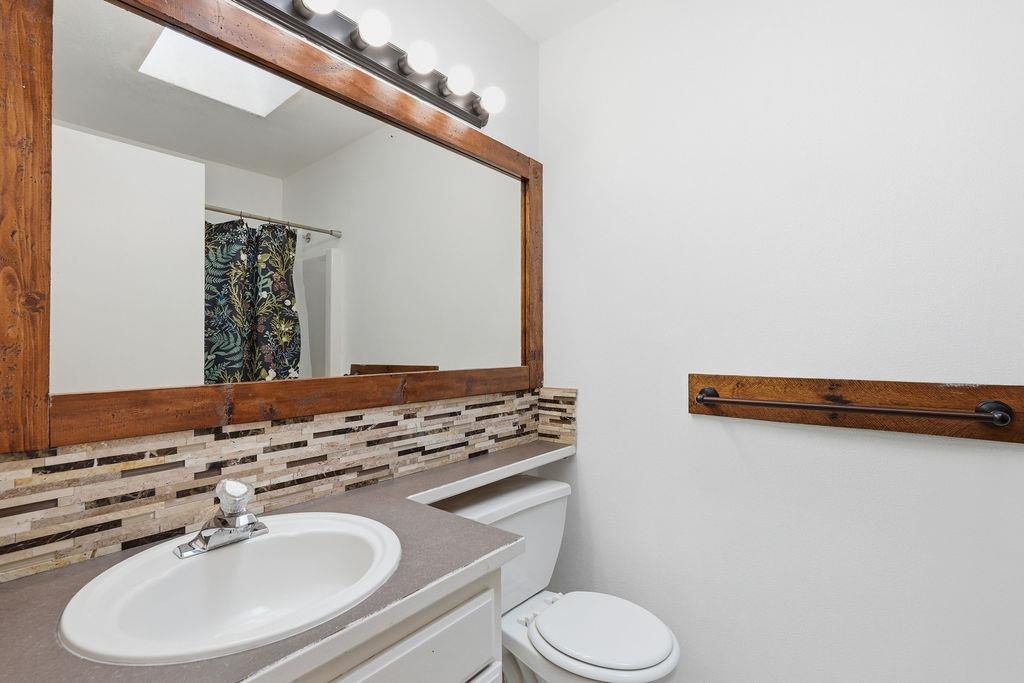 410 E Pine Needle Ave - Photo 17