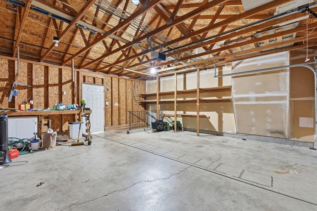 410 E Pine Needle Ave - Photo 29