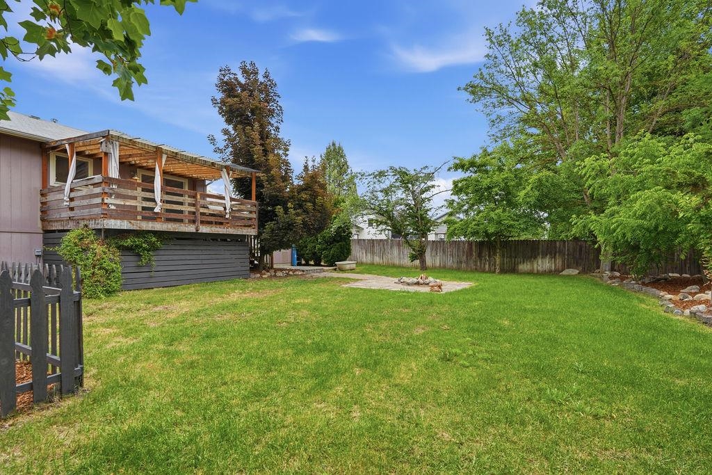410 E Pine Needle Ave - Photo 38