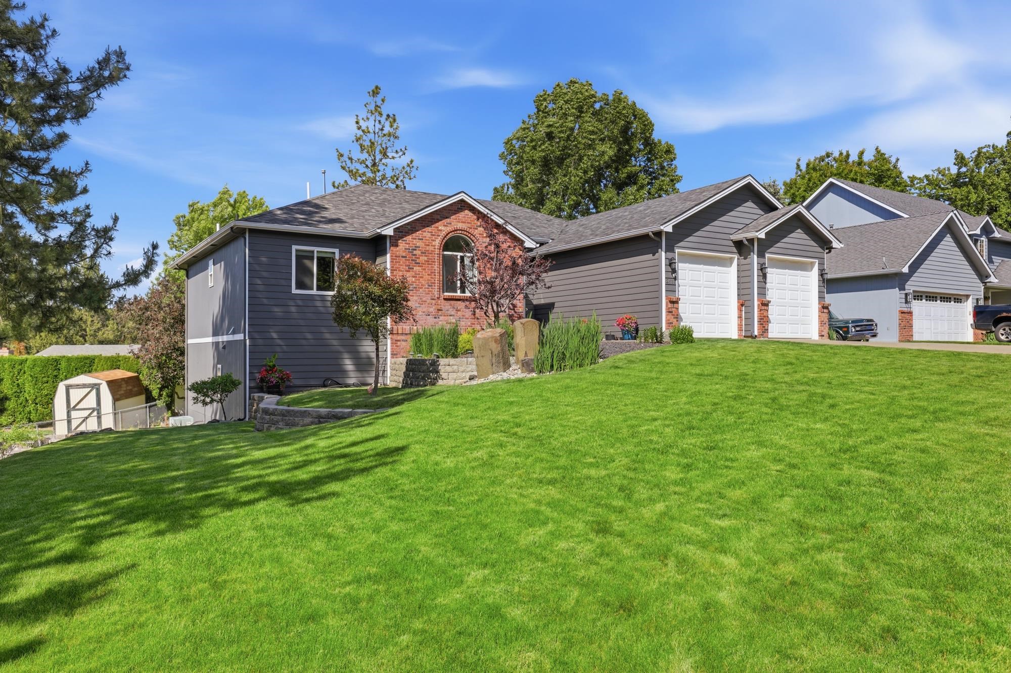 2611 E Snead Ave - Photo 3