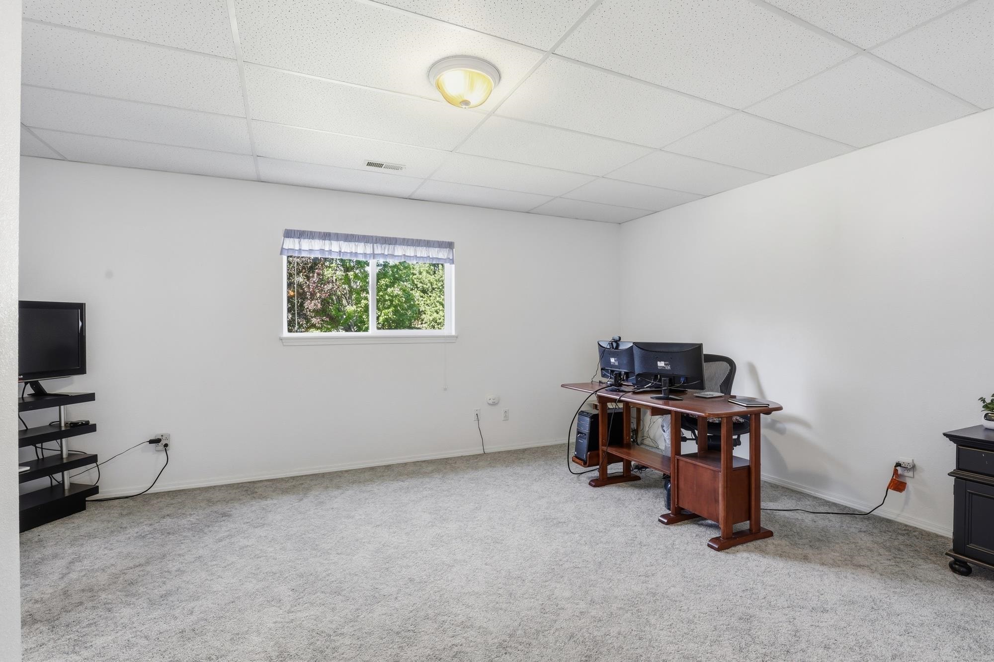 2611 E Snead Ave - Photo 29