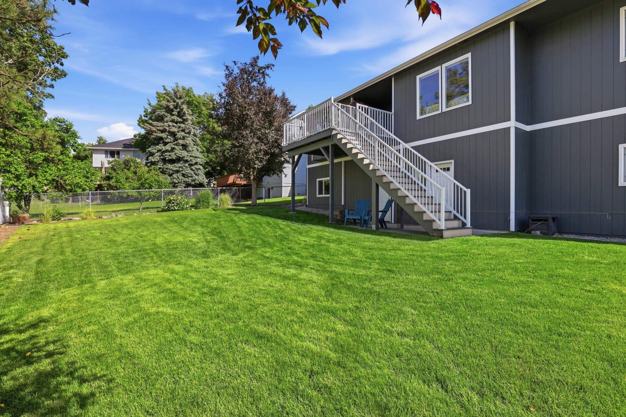 2611 E Snead Ave - Photo 33