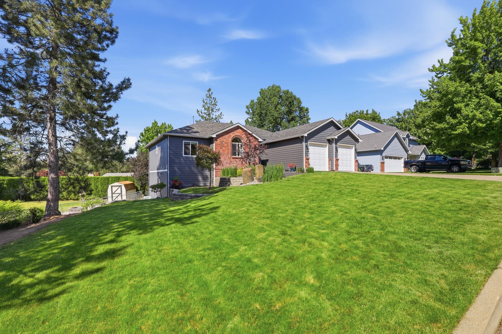 2611 E Snead Ave - Photo 38