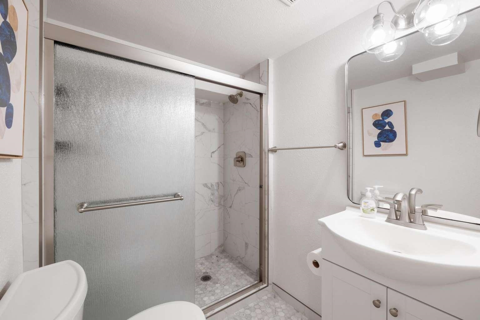 11117 E 11TH Ave - Photo 10