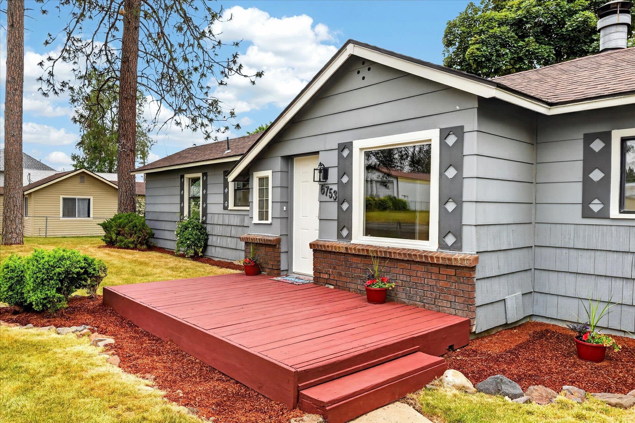 6753 E 6th Ave - Photo 3