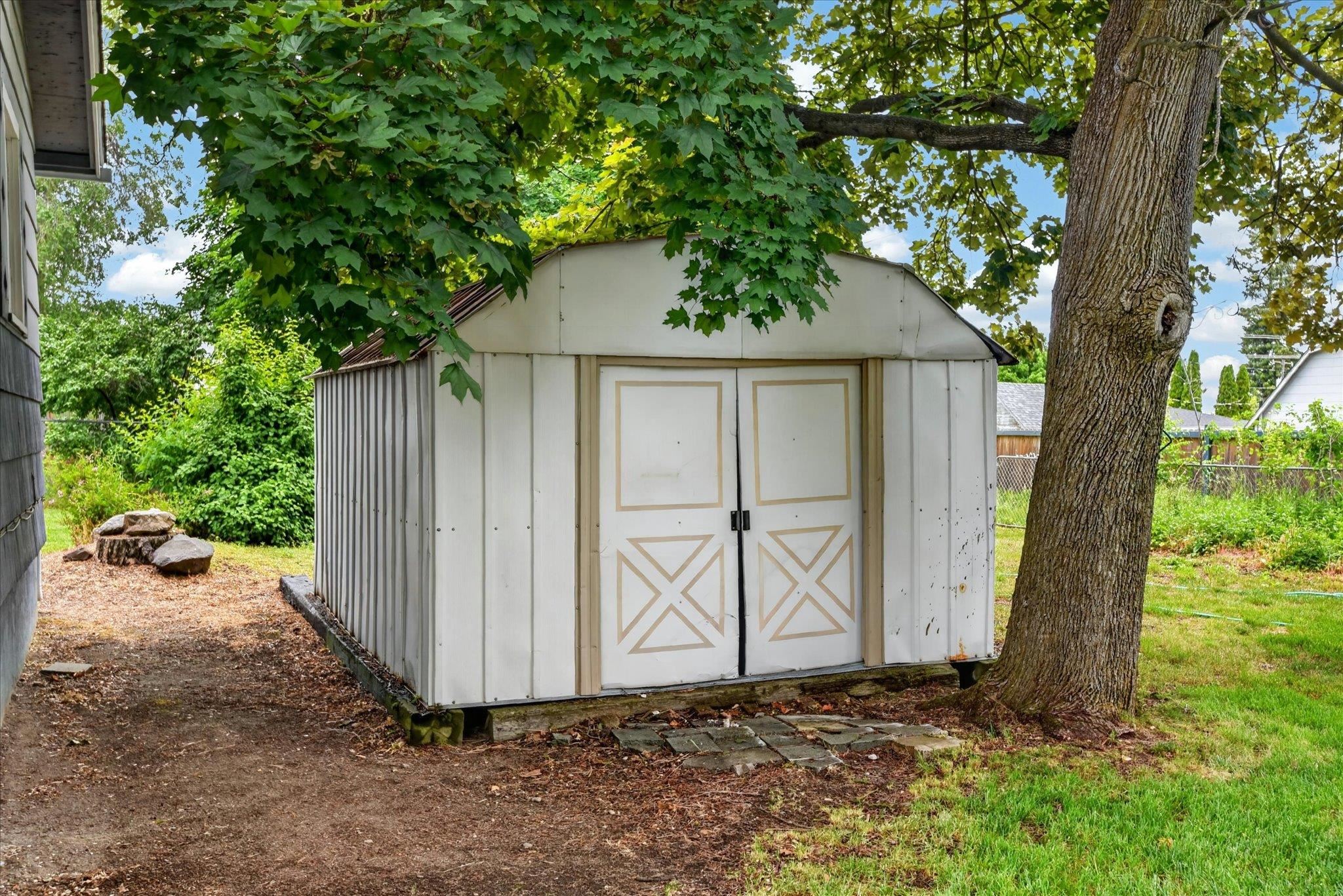 6753 E 6th Ave - Photo 40