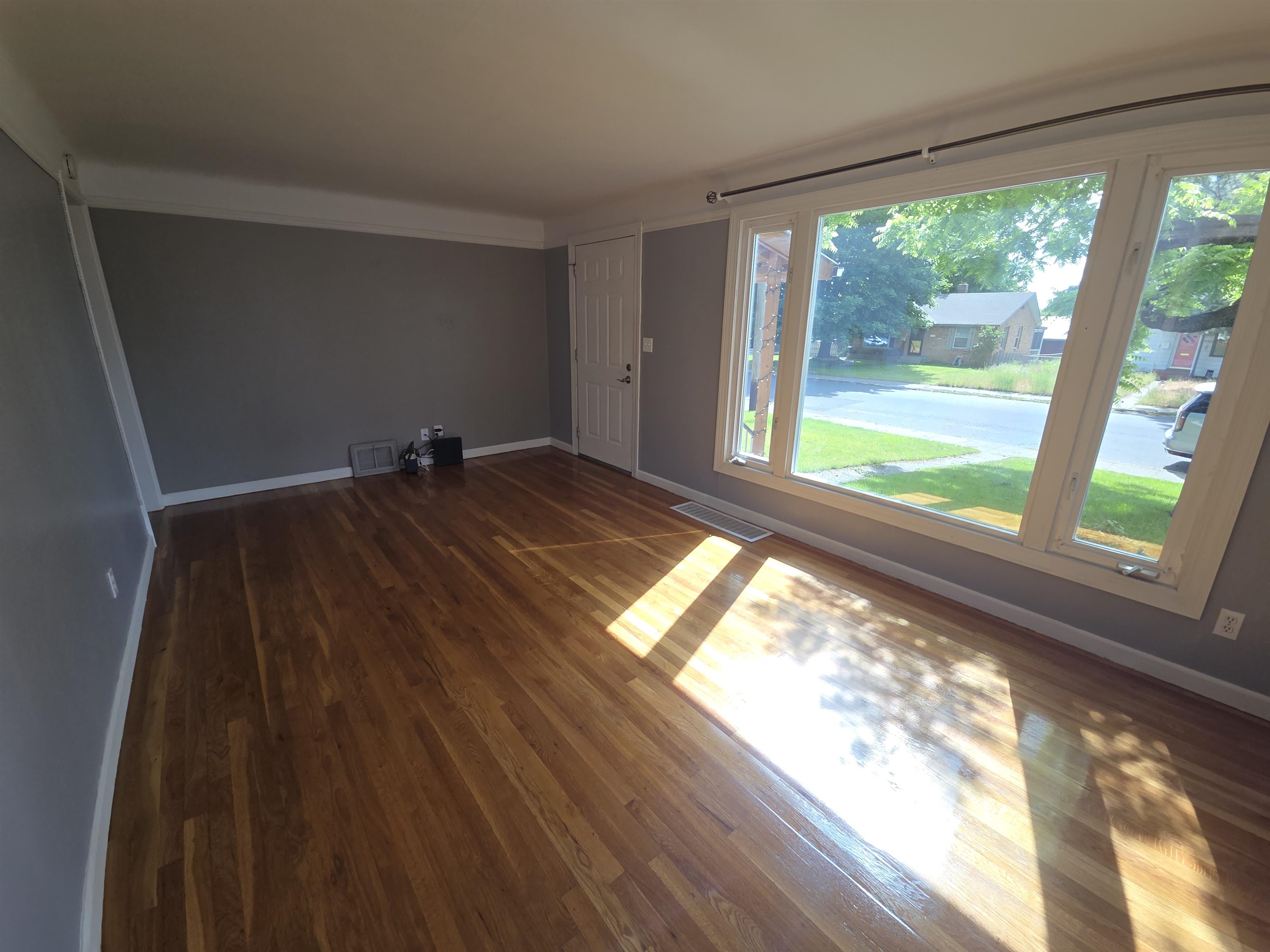 4804 N Elgin St - Photo 6