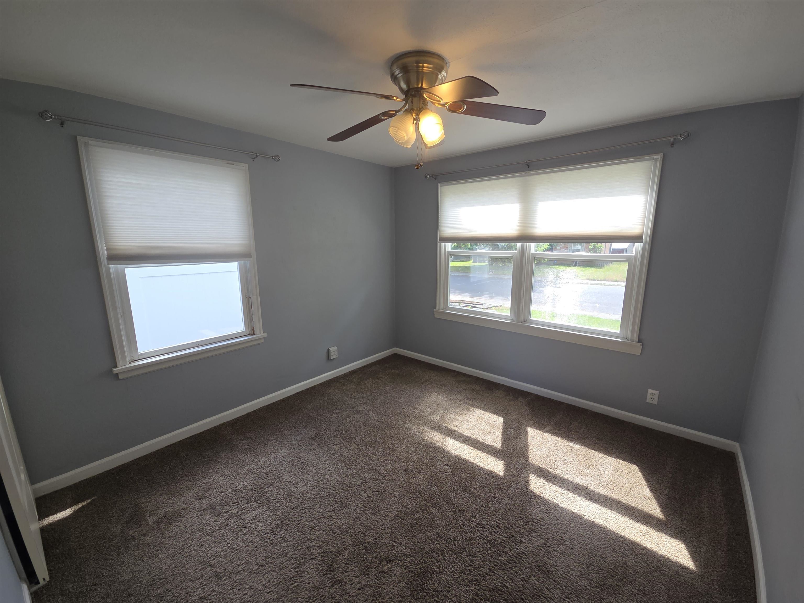 4804 N Elgin St - Photo 7