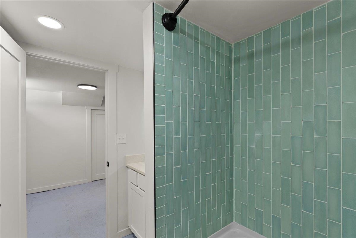 1403 N Farr Rd - Photo 25