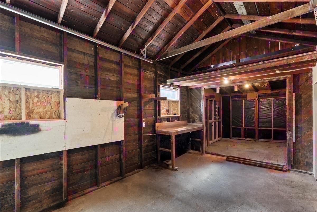 1403 N Farr Rd - Photo 33