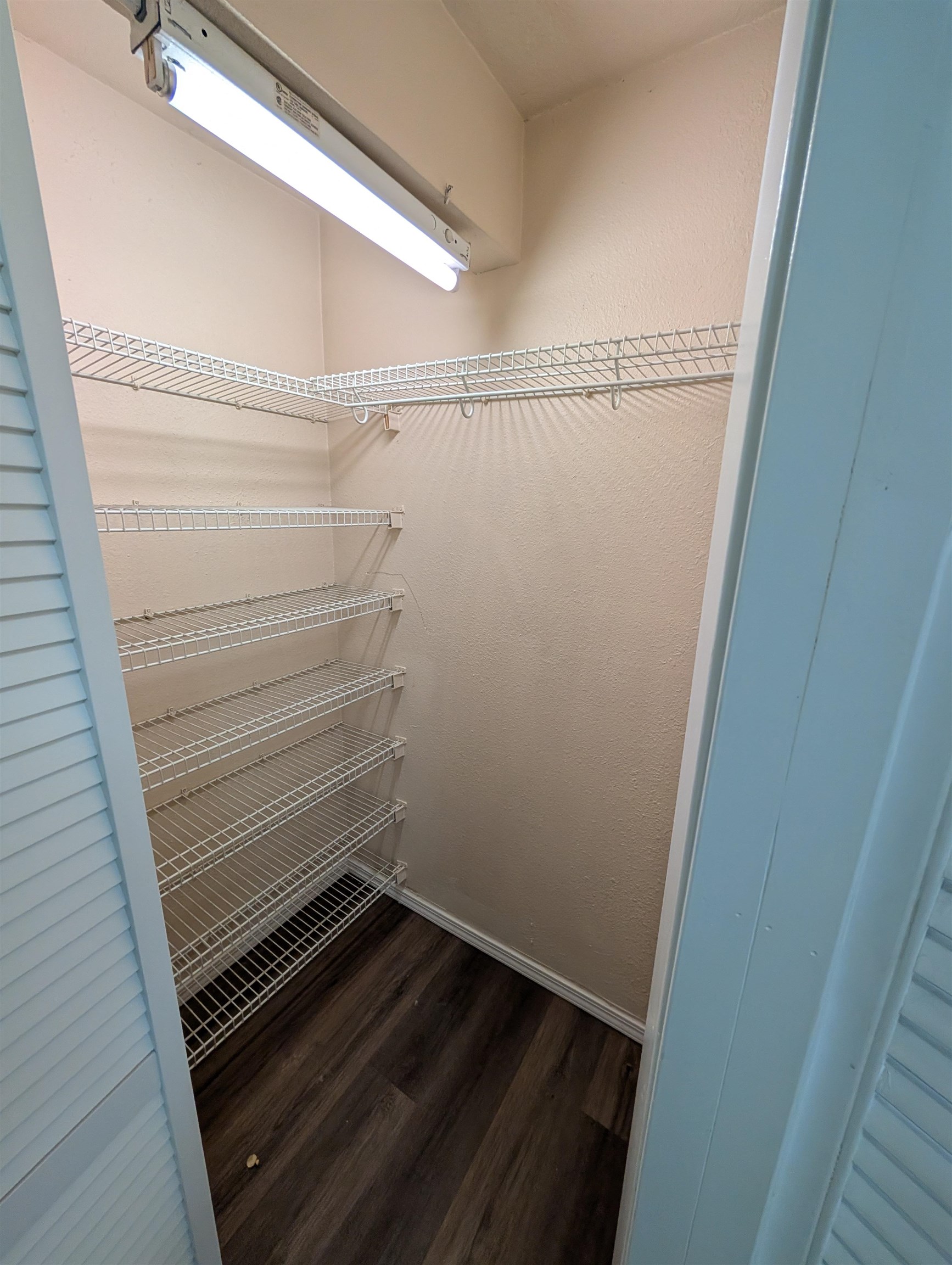 746 Villard St - Photo 24