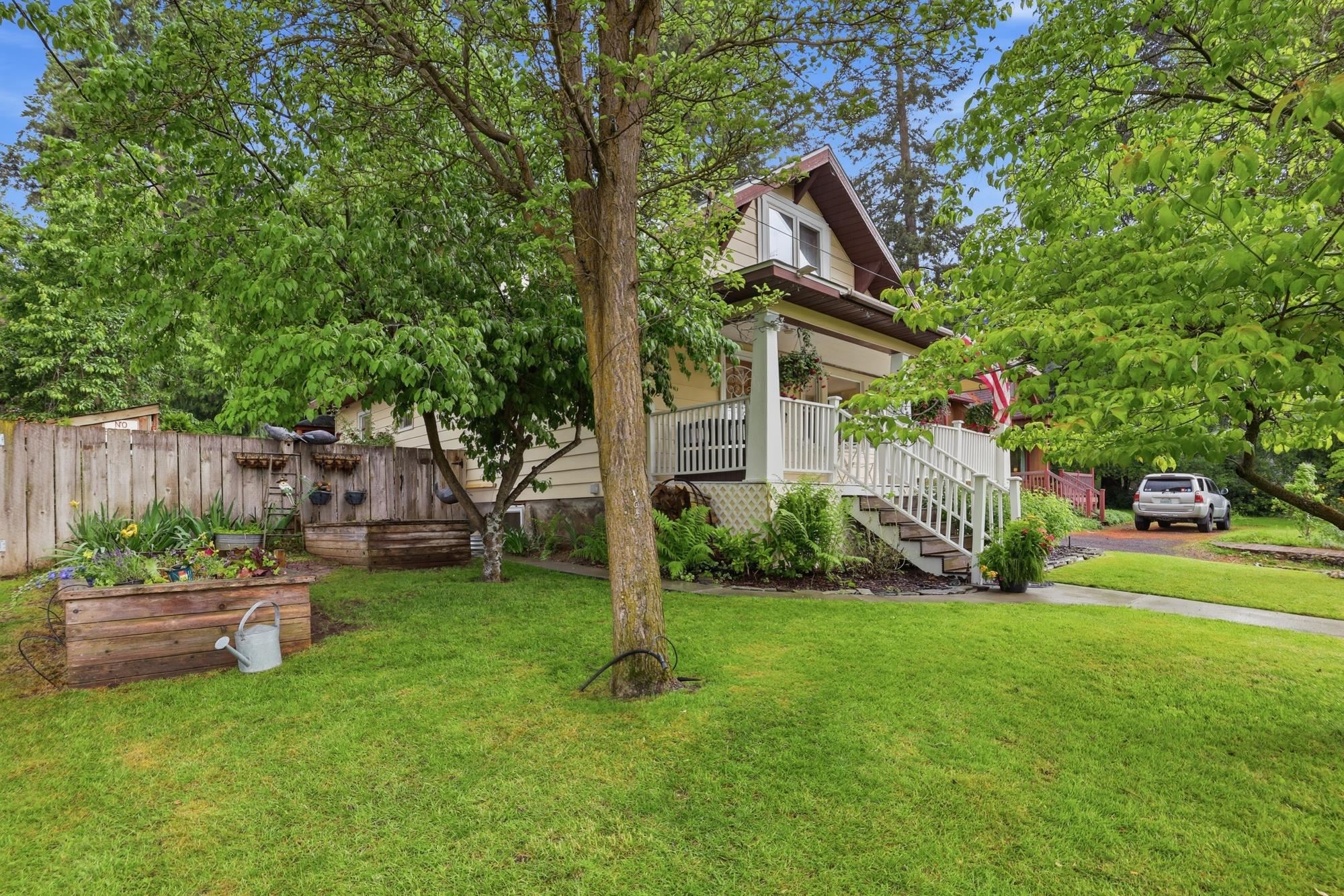 2630 E 18TH Ave - Photo 4