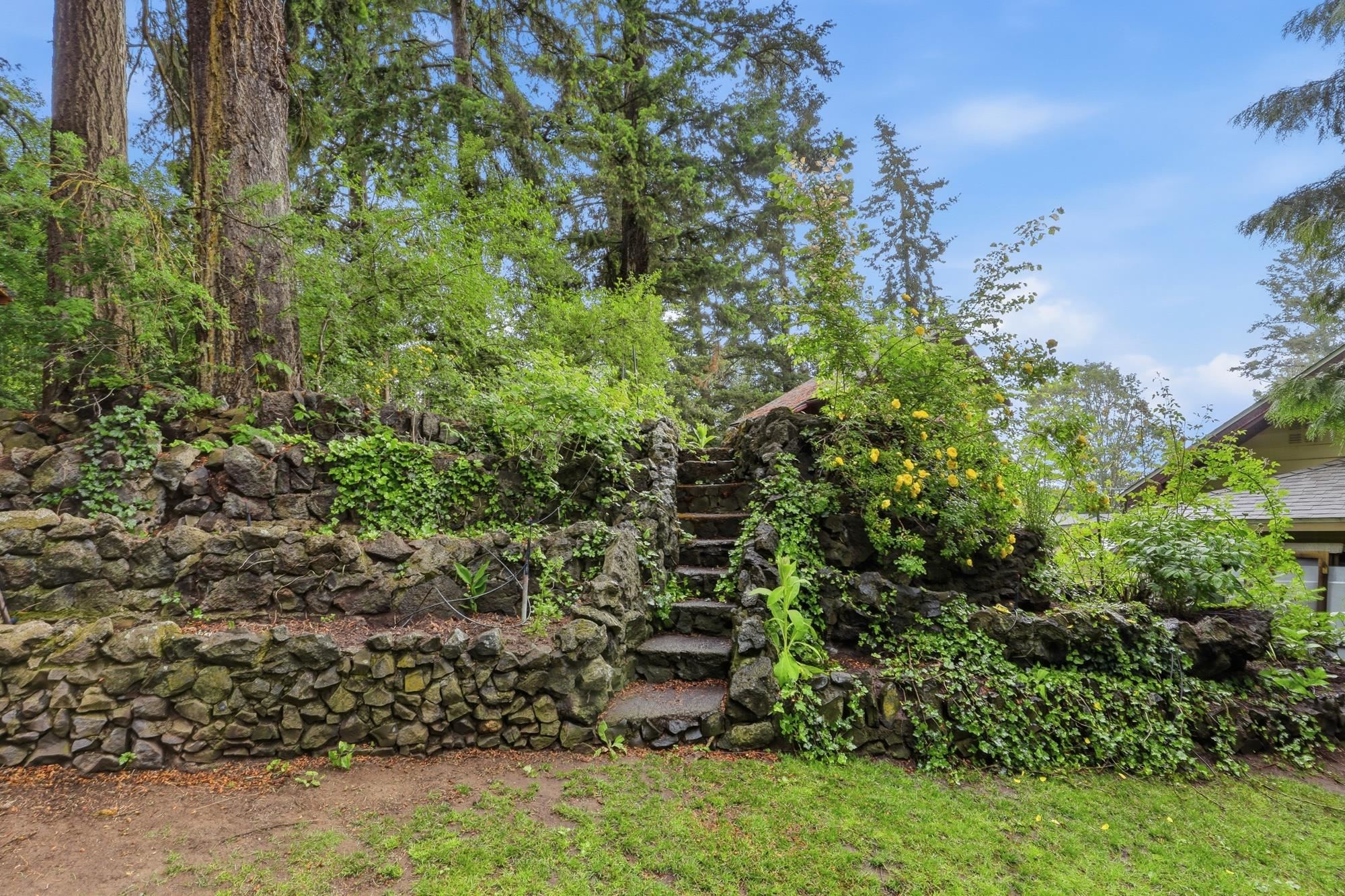 2630 E 18TH Ave - Photo 45
