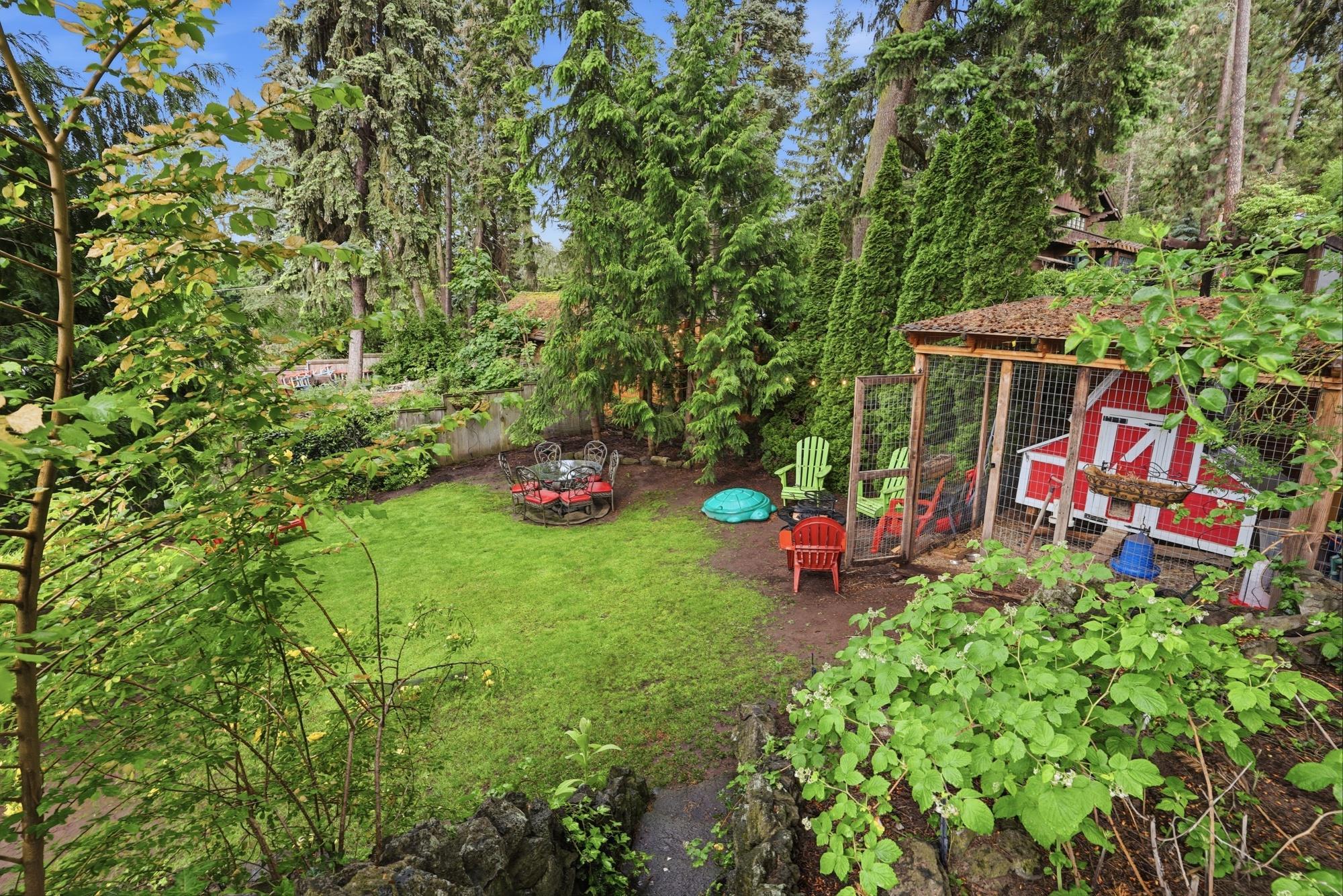 2630 E 18TH Ave - Photo 38