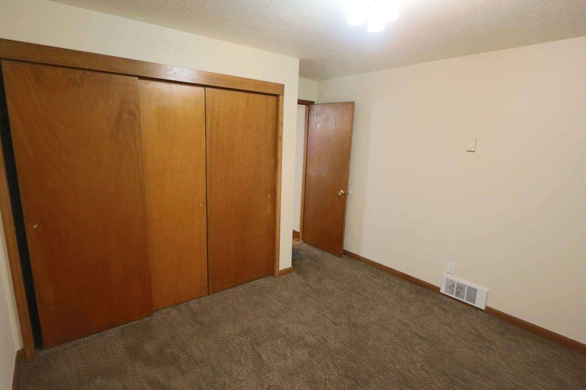 1604 W 8th Ave - Photo 12